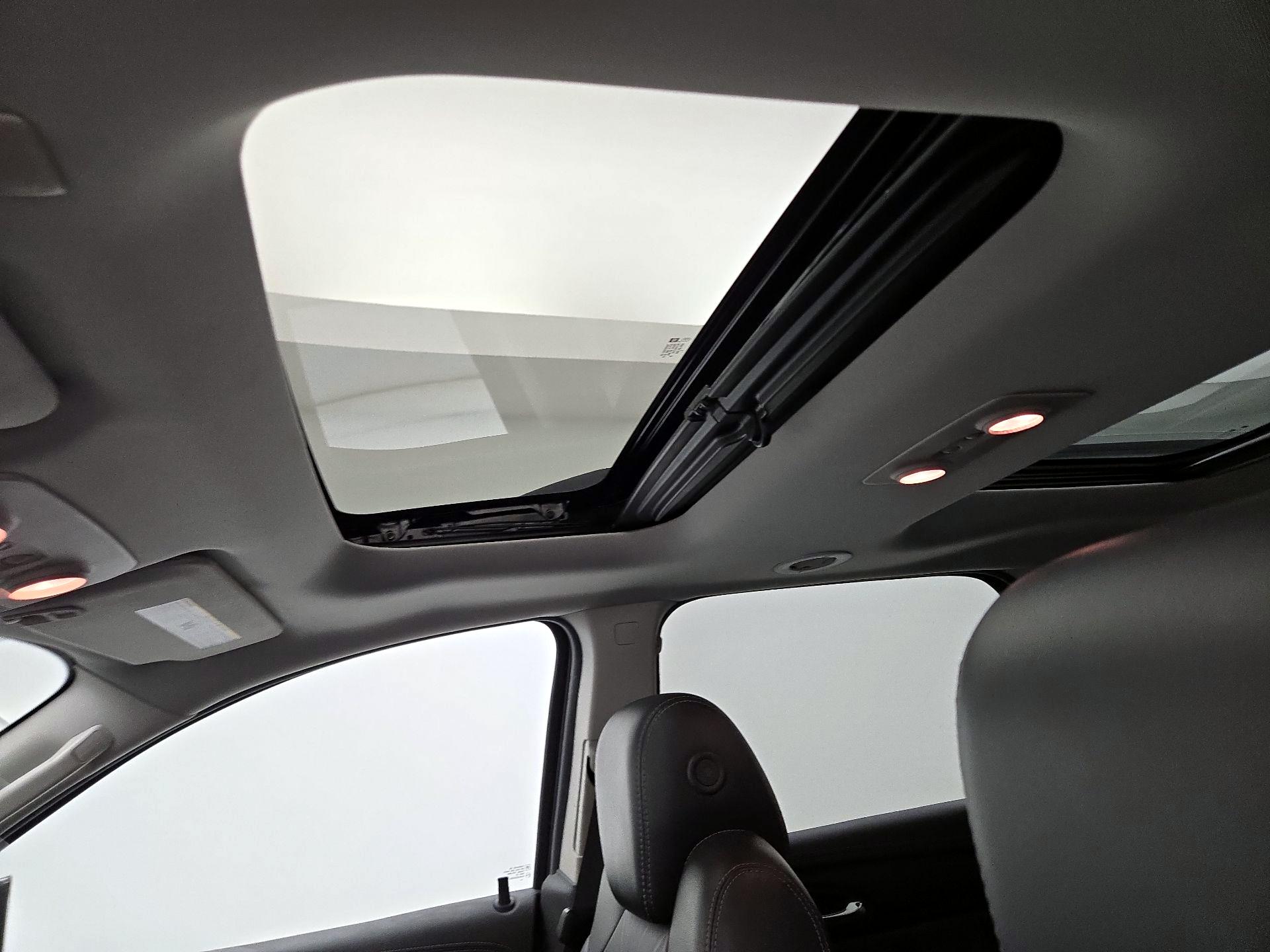 Thumbnail: 2016 GMC Acadia - 20