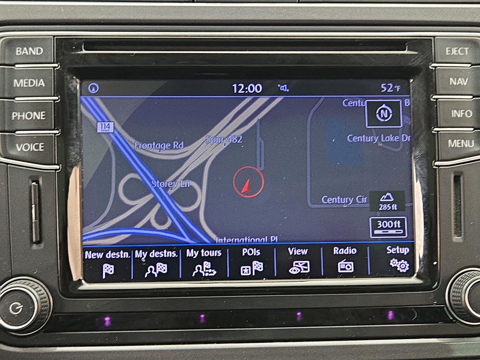 Thumbnail: 2016 Volkswagen Tiguan - 14