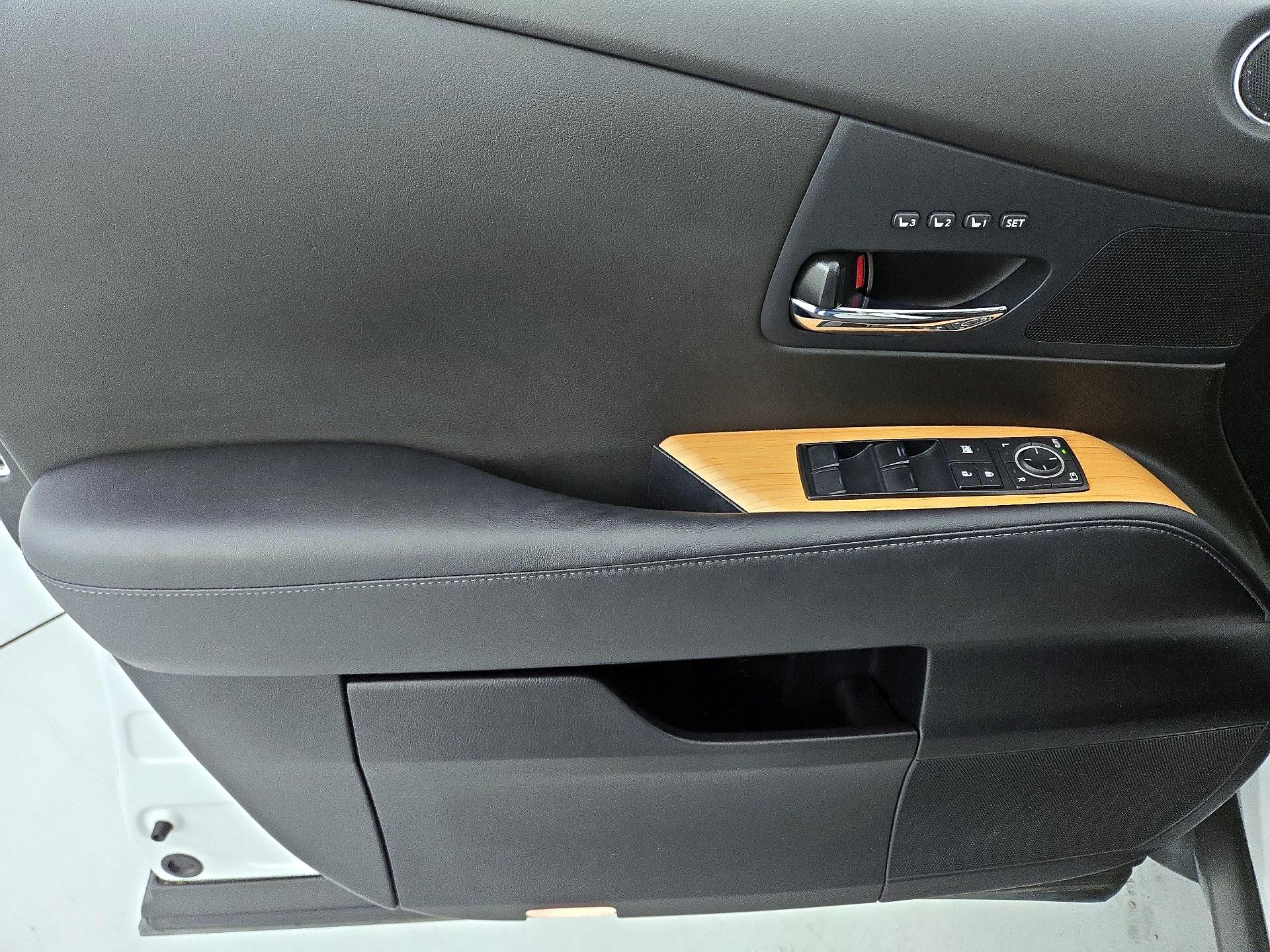 Thumbnail: 2015 Lexus RX - 12