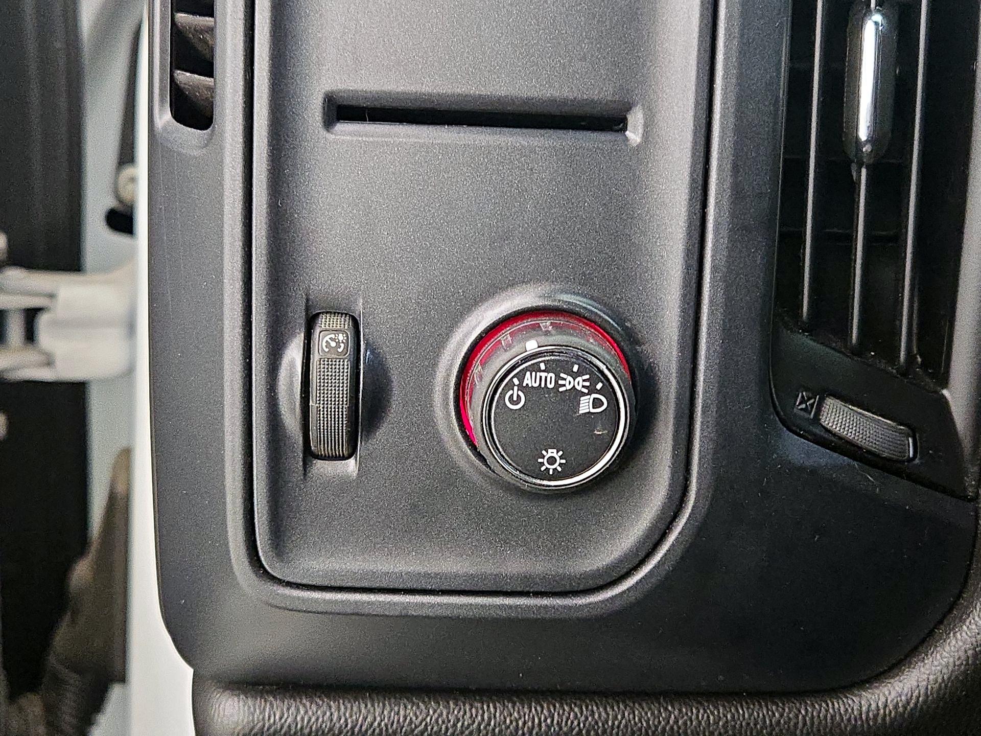 Thumbnail: 2016 GMC Sierra 1500 - 13