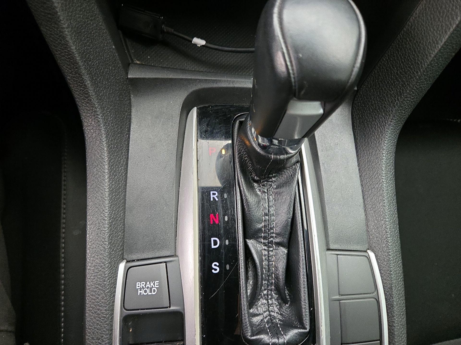 Thumbnail: 2019 Honda Civic - 17