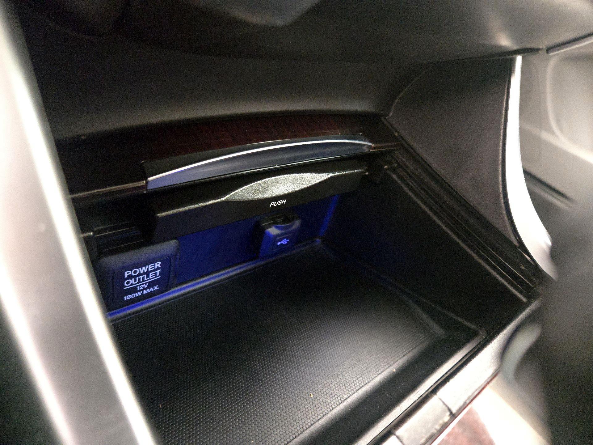 Thumbnail: 2015 Acura TLX - 19