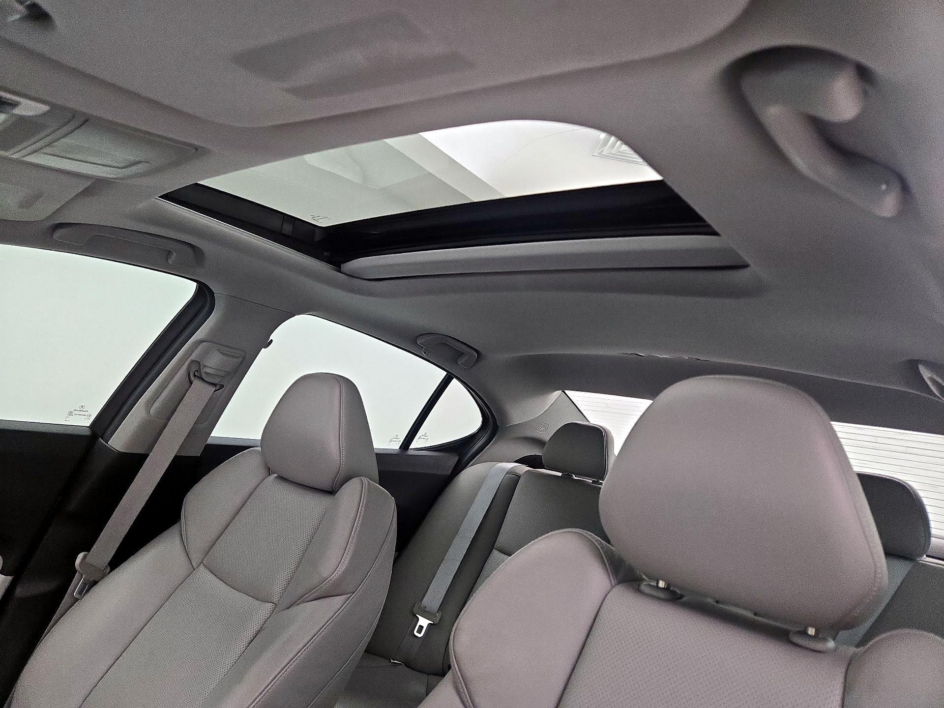 Thumbnail: 2015 Acura TLX - 20