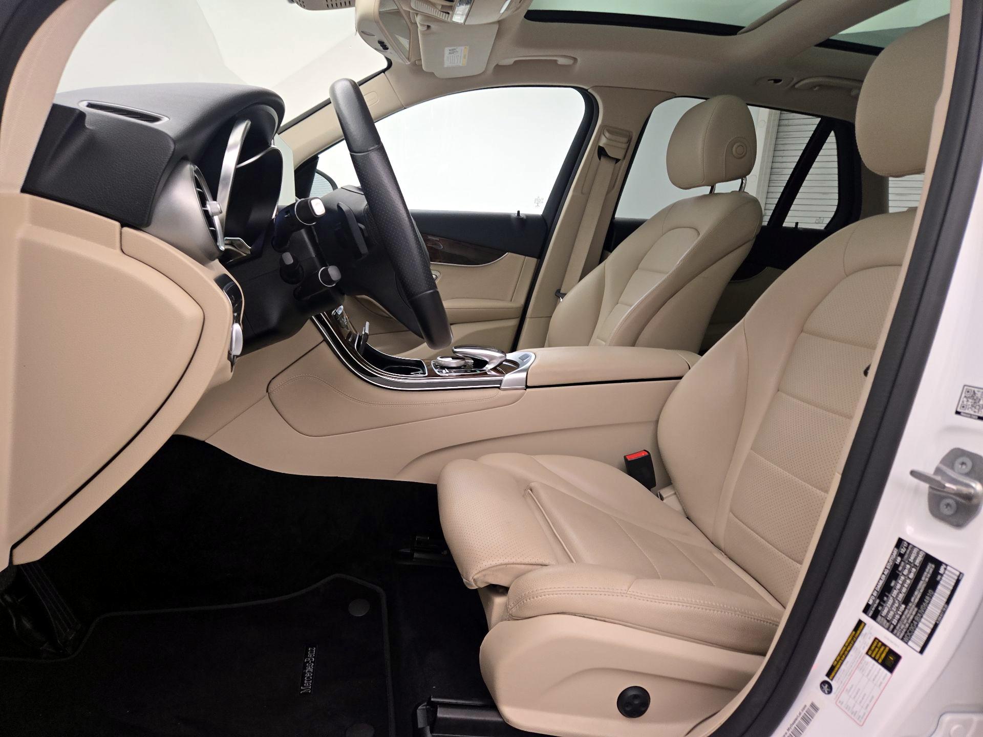 Thumbnail: 2018 Mercedes-Benz GLC - 11