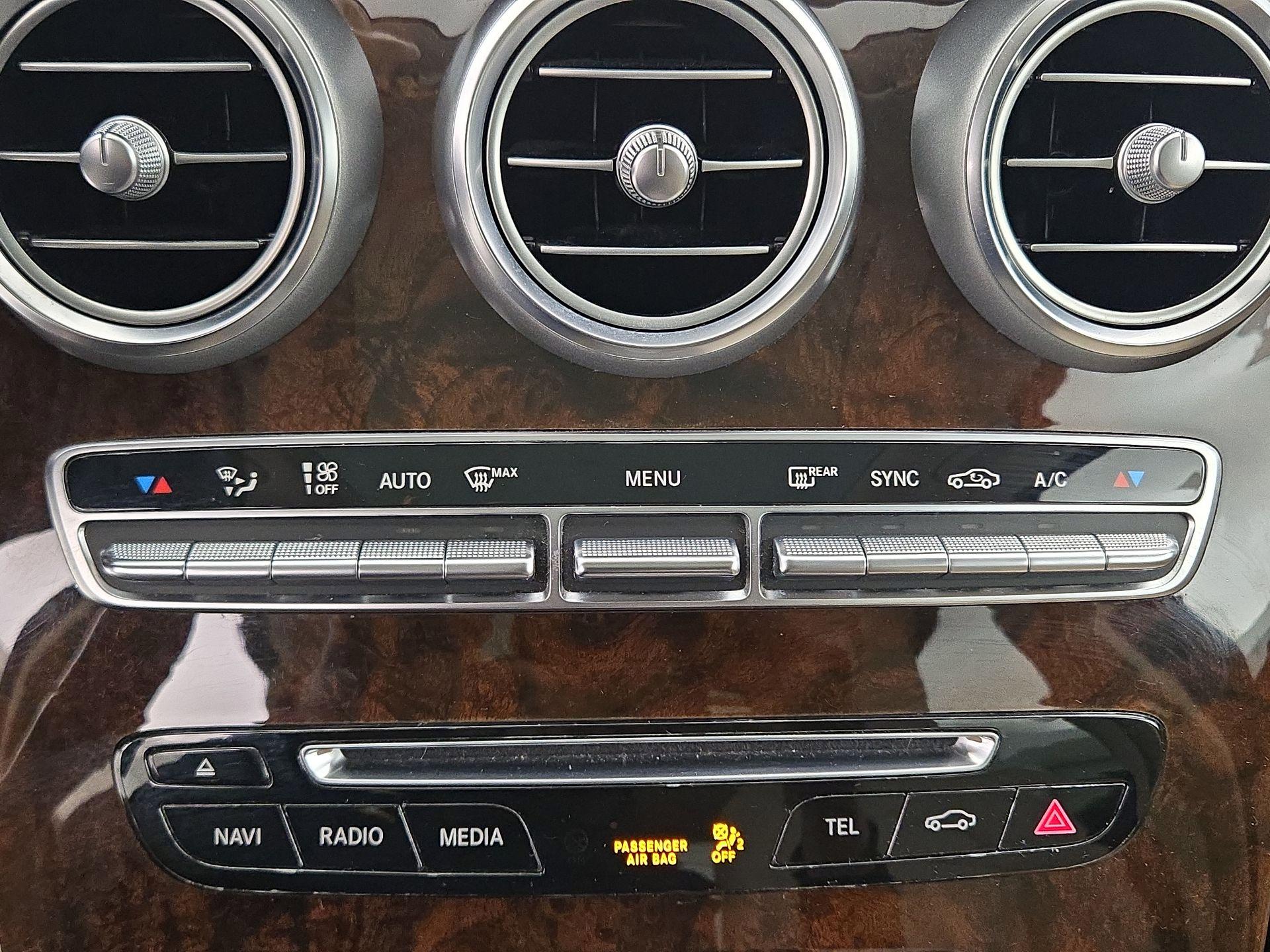 Thumbnail: 2018 Mercedes-Benz GLC - 17