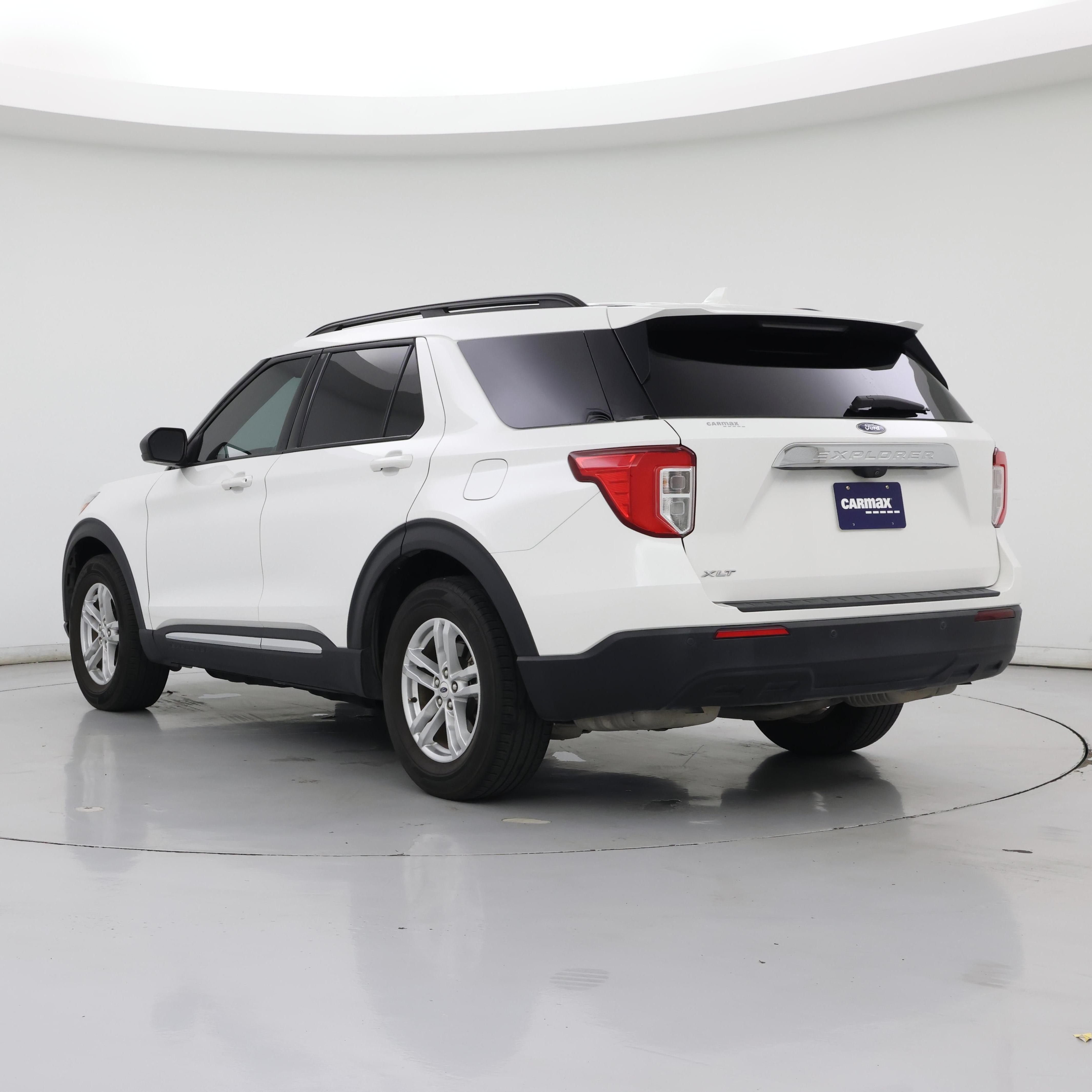 Thumbnail: 2022 Ford Explorer - 2
