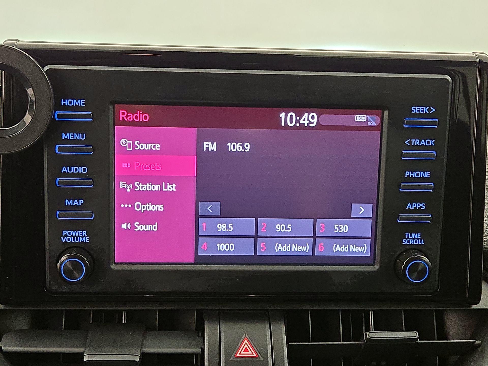 Thumbnail: 2019 Toyota RAV4 - 15