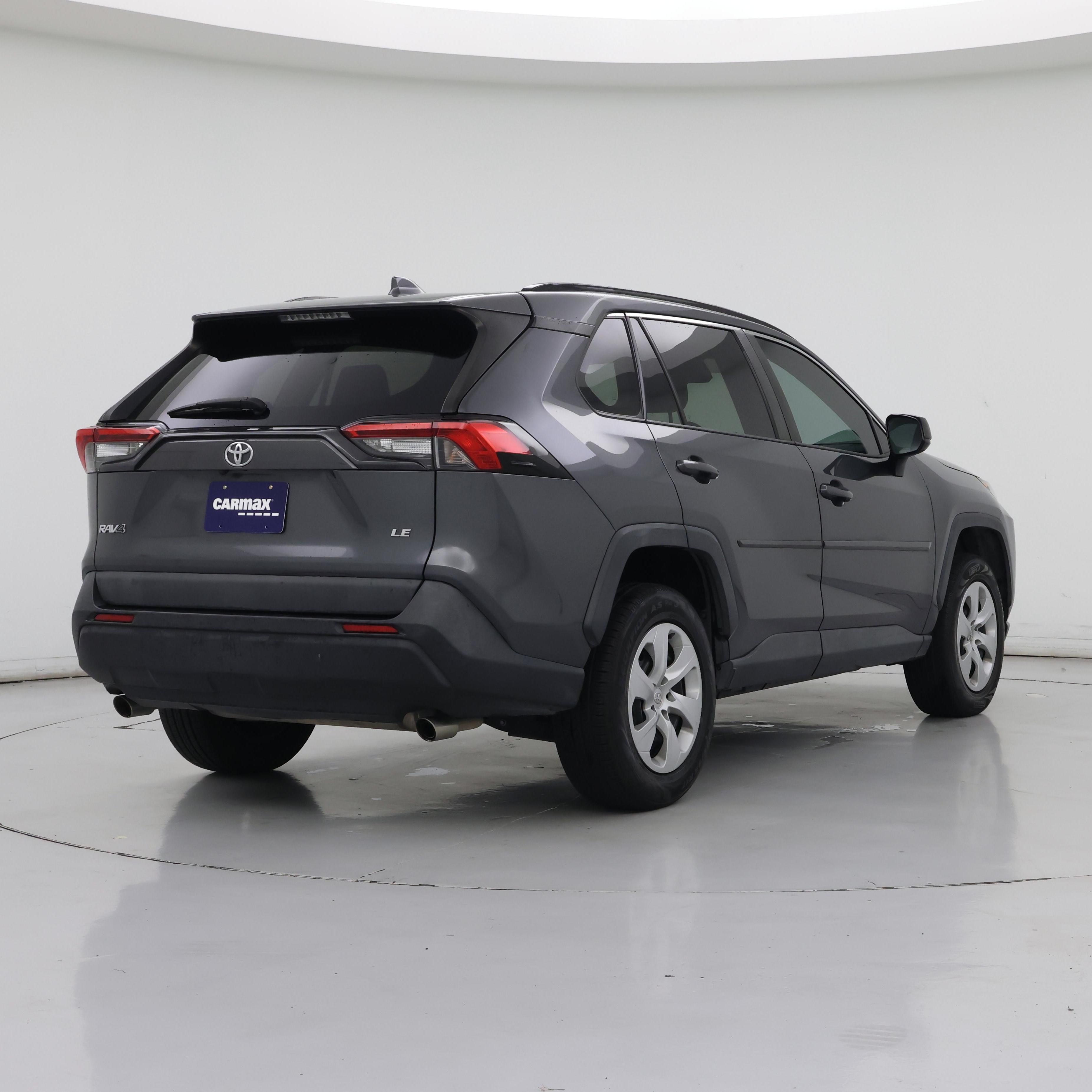 Thumbnail: 2019 Toyota RAV4 - 8
