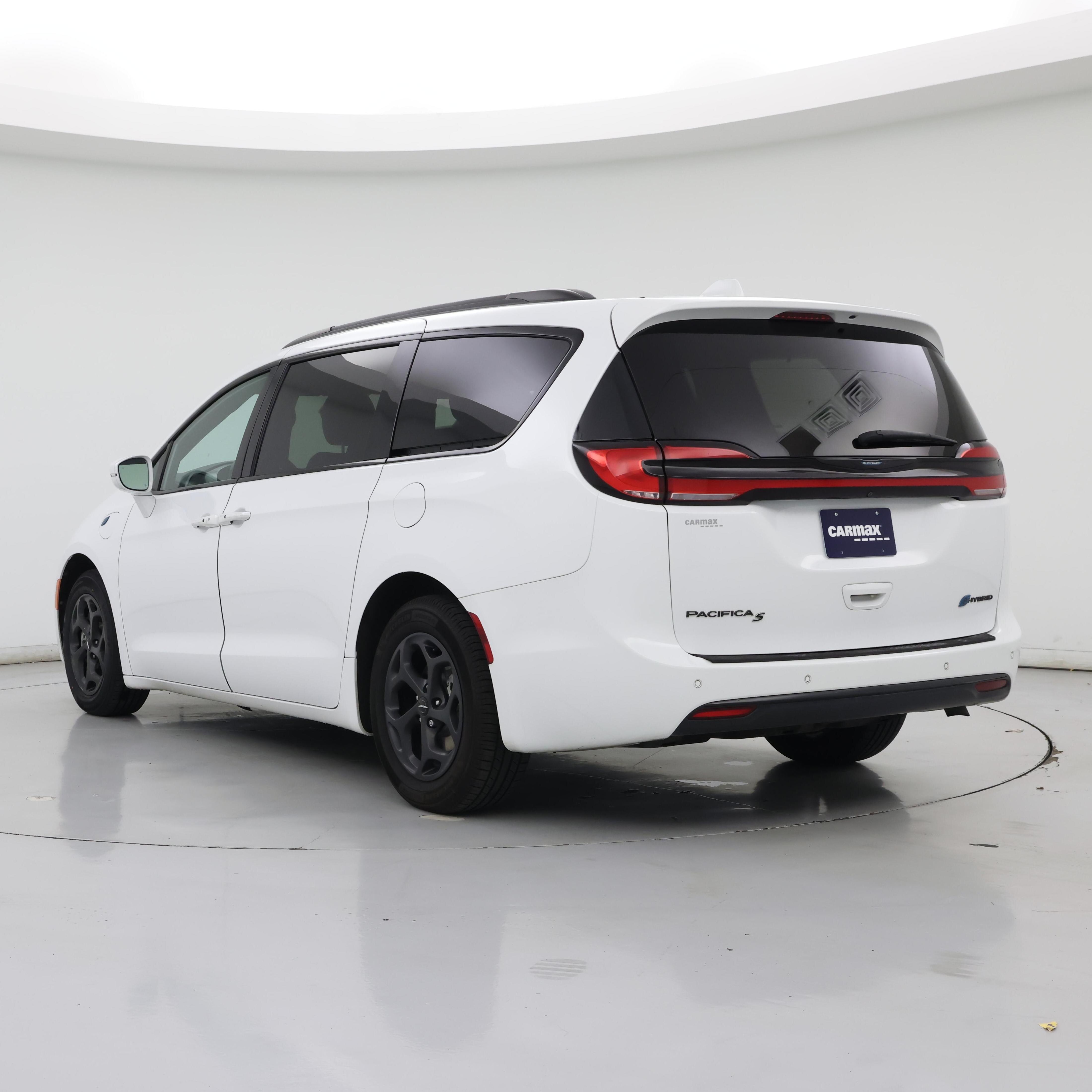 Thumbnail: 2021 Chrysler Pacifica - 2