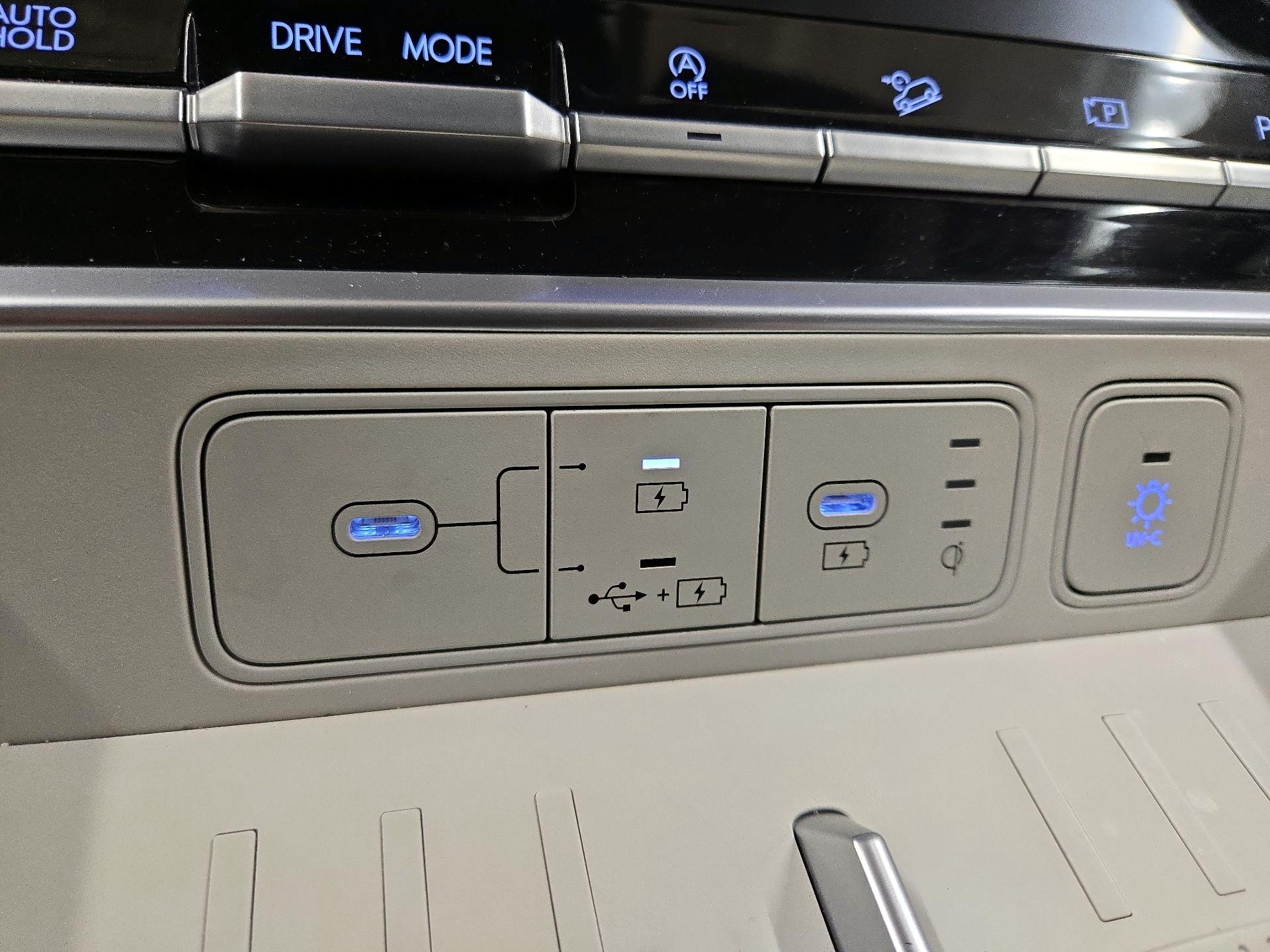 Thumbnail: 2025 Hyundai Santa Fe - 18