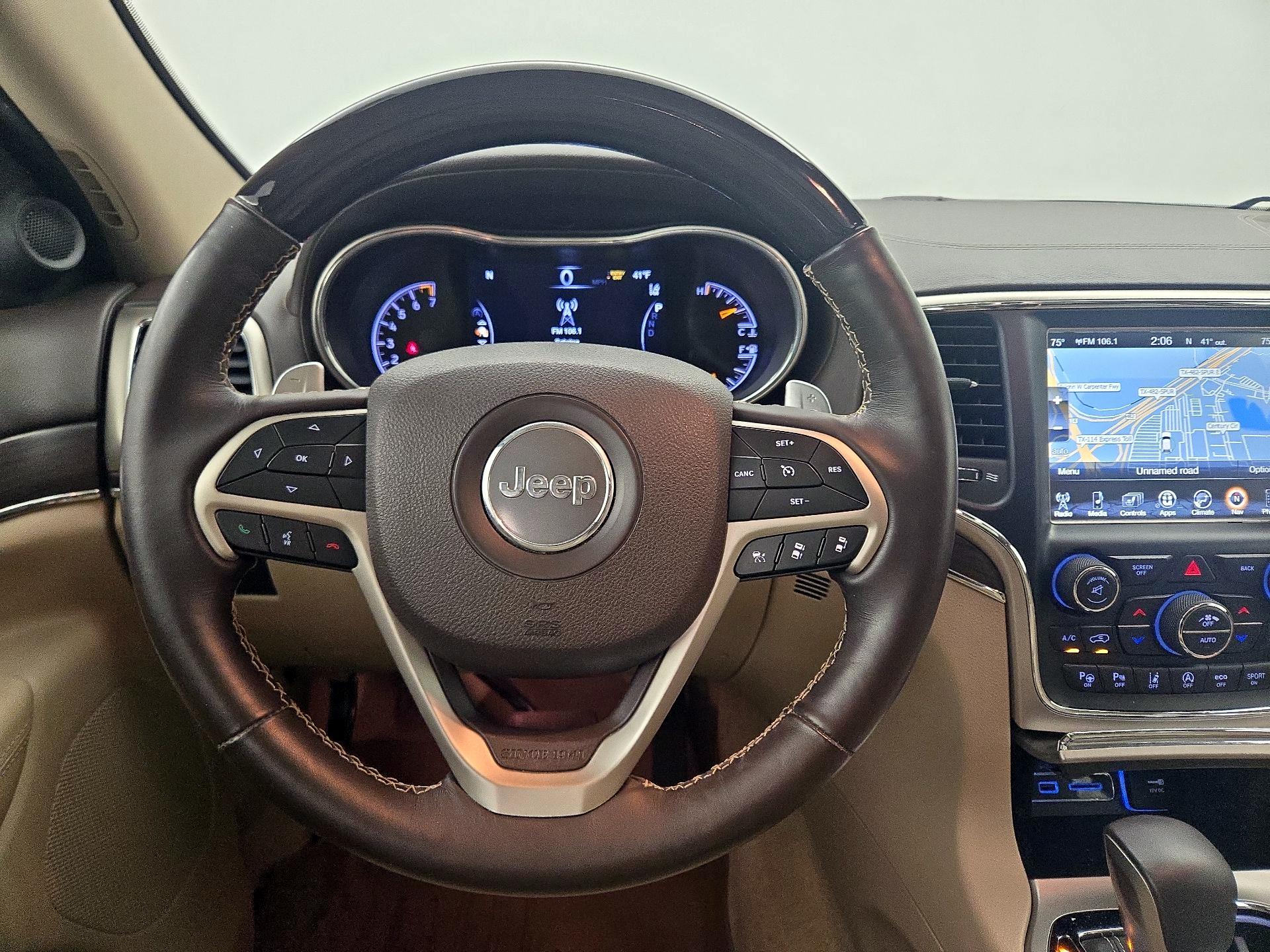 Thumbnail: 2017 Jeep Grand Cherokee - 10