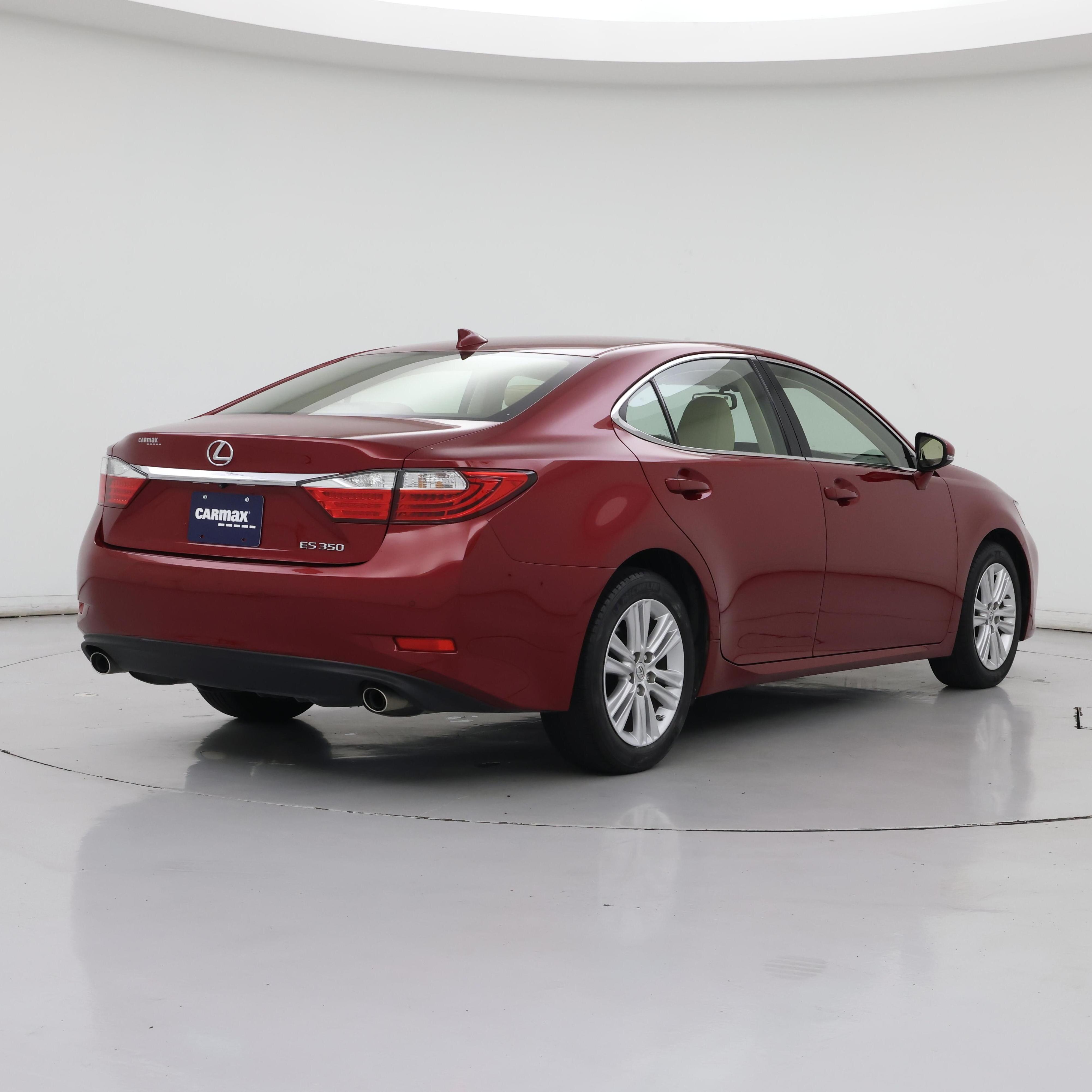 Thumbnail: 2015 Lexus ES - 8