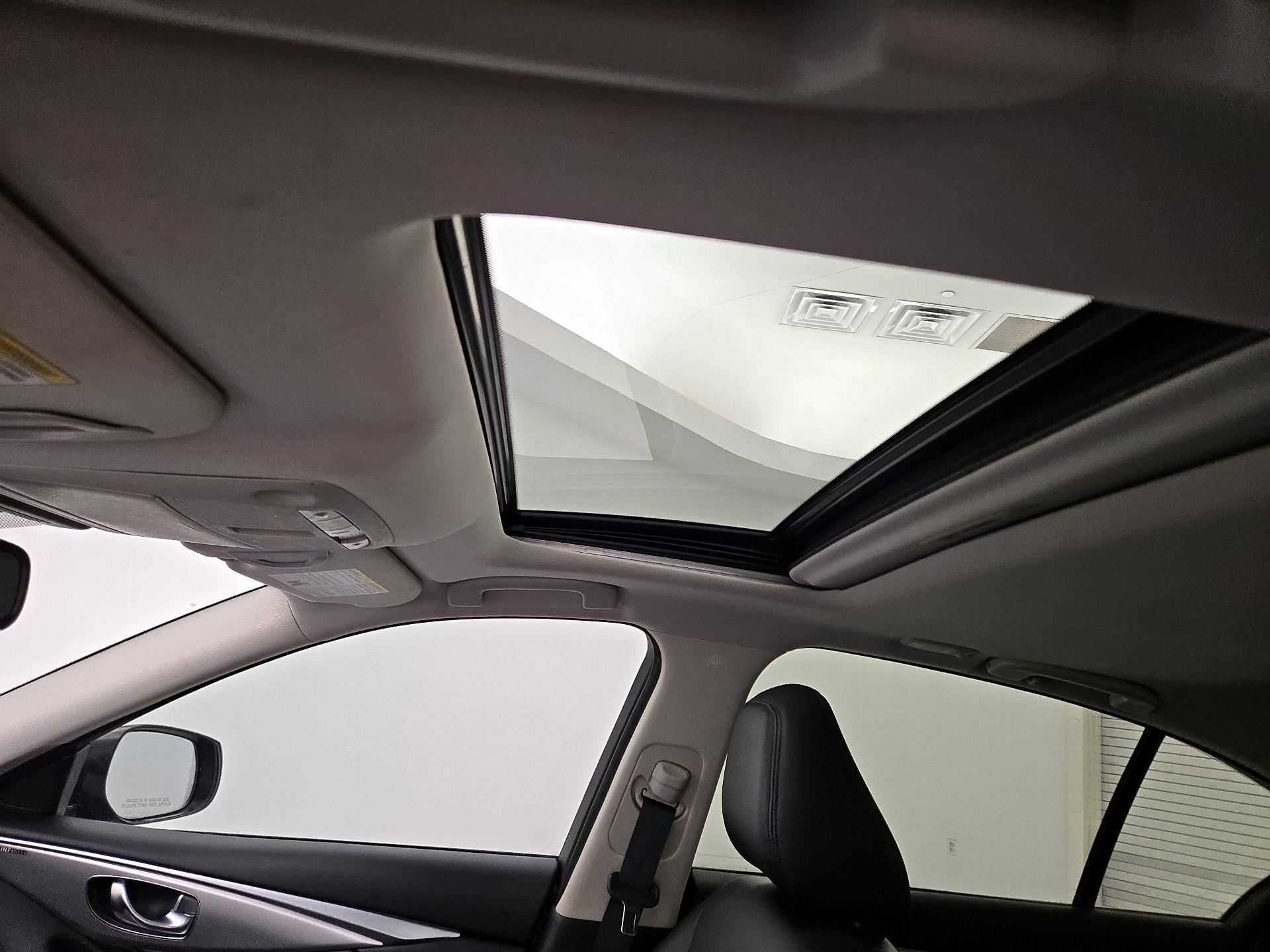 Thumbnail: 2020 INFINITI Q50 - 19