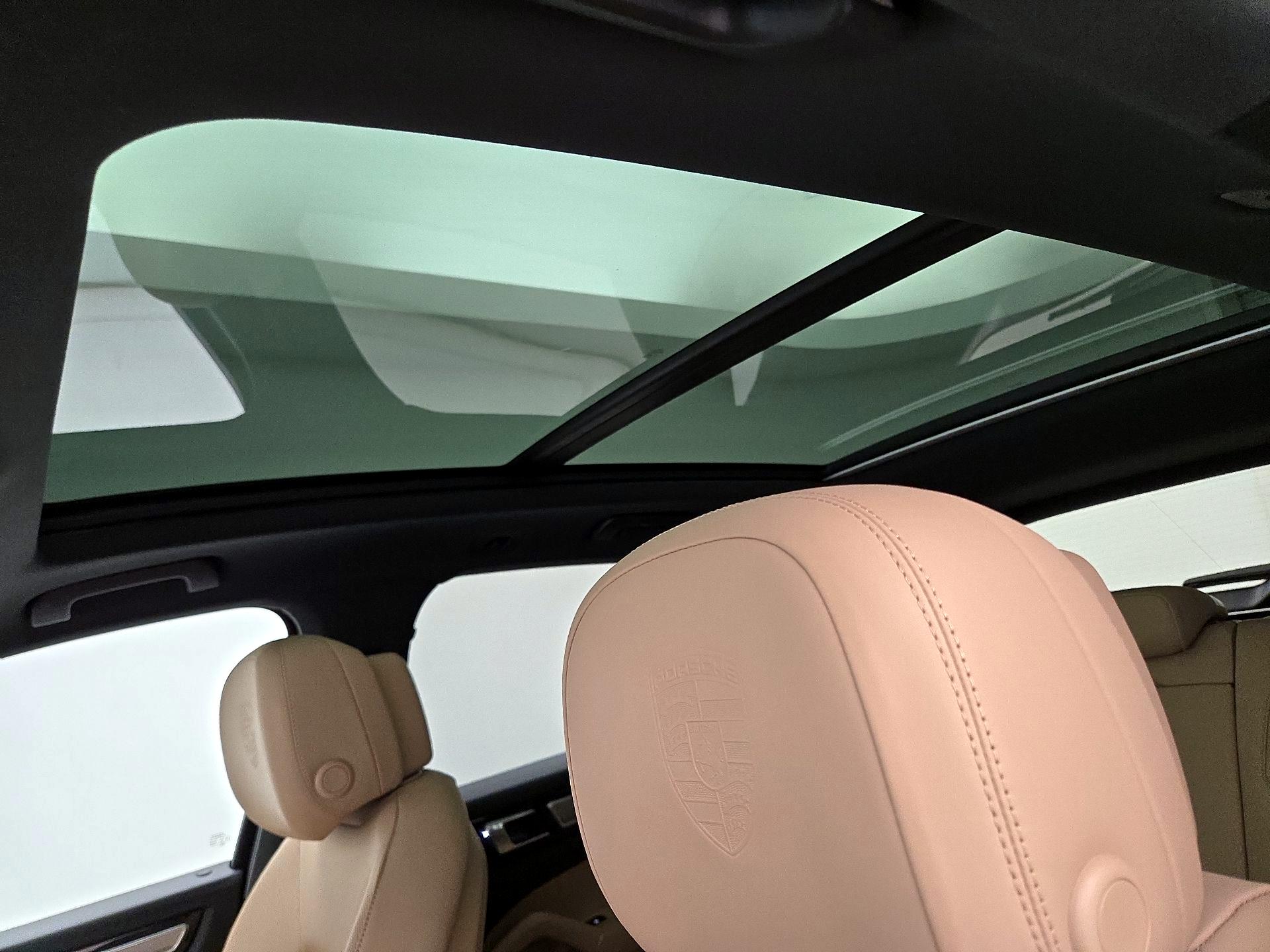 Thumbnail: 2023 Porsche Cayenne - 20