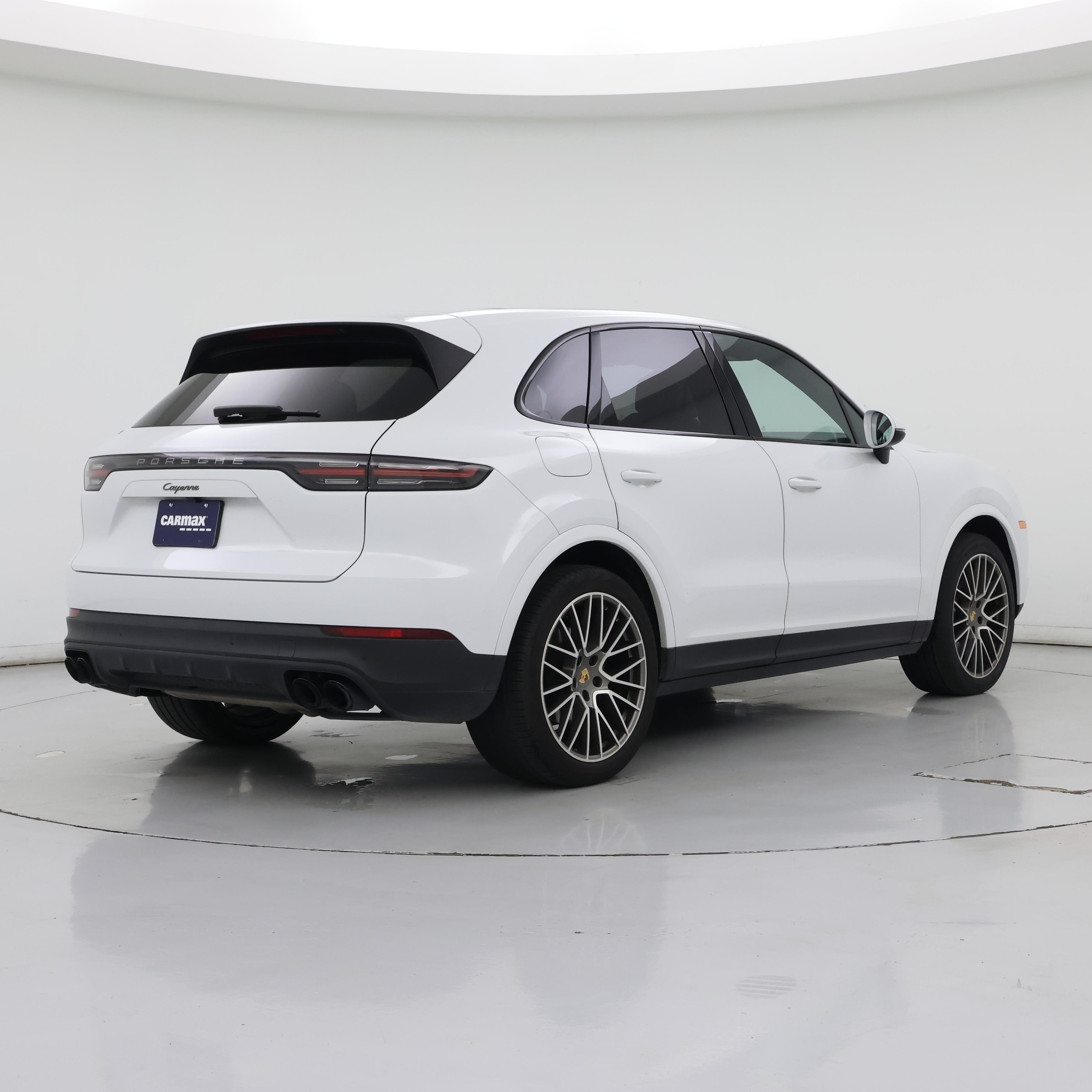 Thumbnail: 2023 Porsche Cayenne - 8