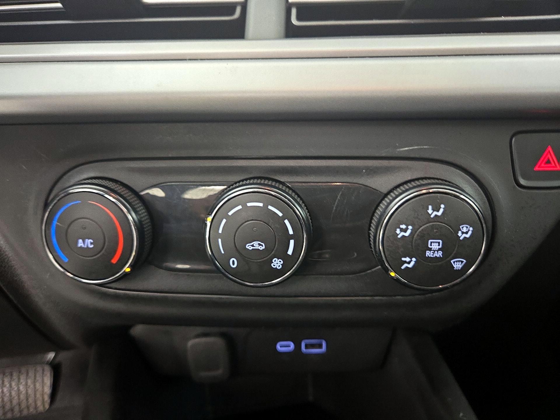 Thumbnail: 2025 Chevrolet Trax - 16