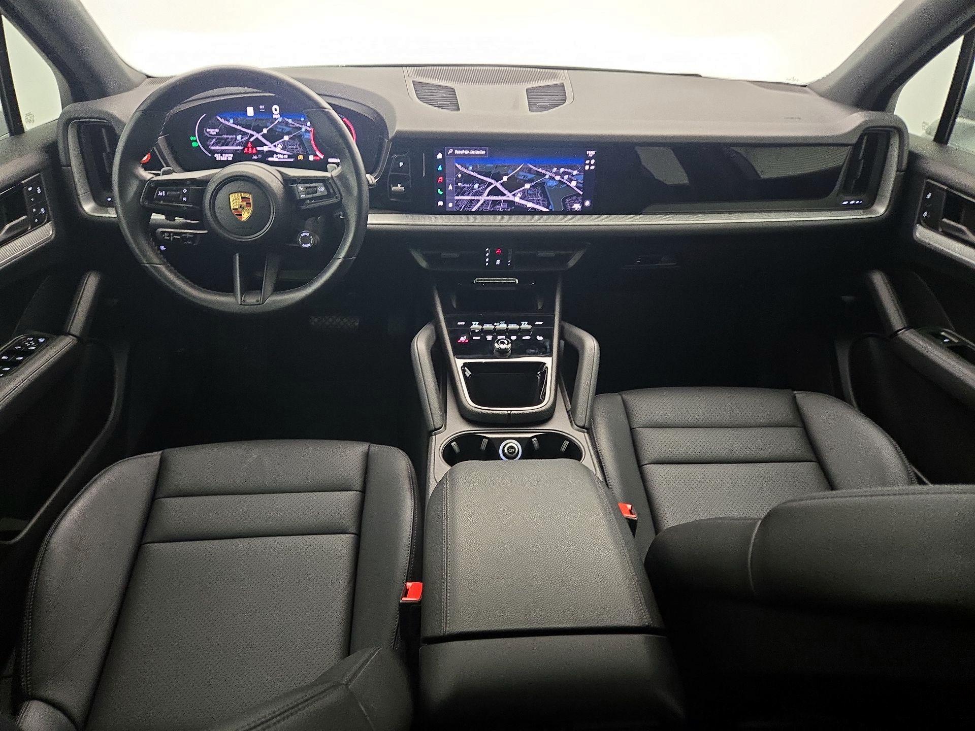 Thumbnail: 2024 Porsche Cayenne - 9