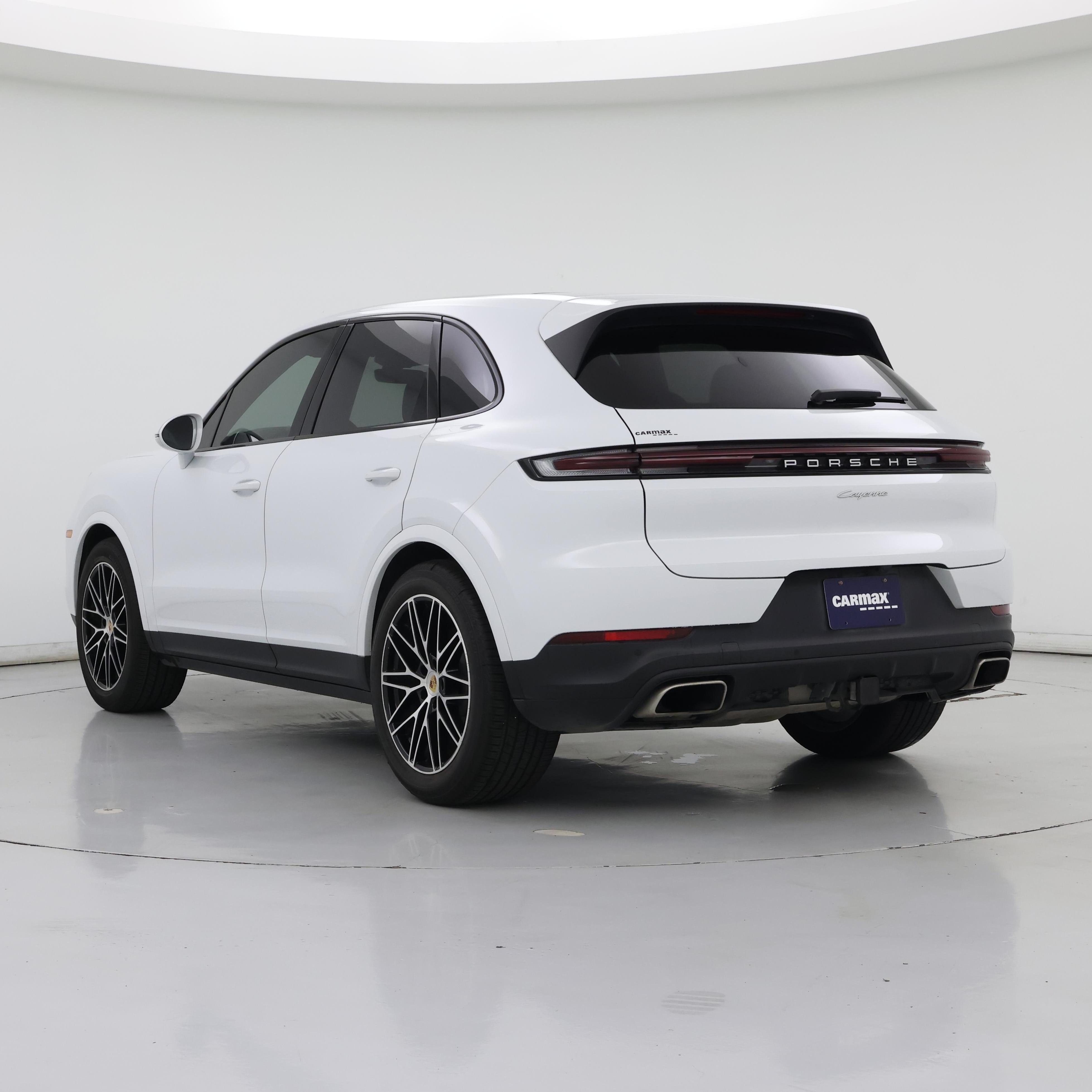 Thumbnail: 2024 Porsche Cayenne - 2