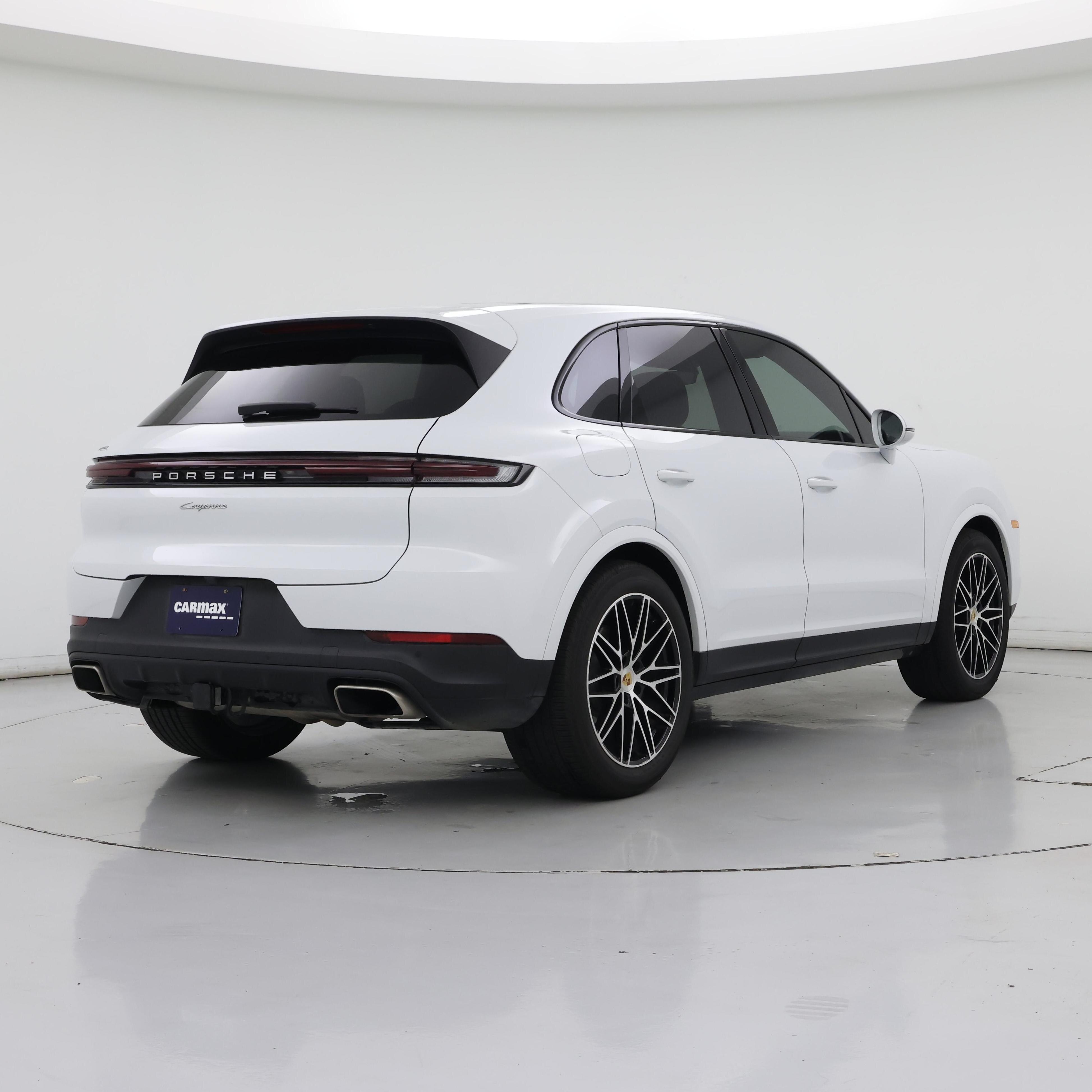 Thumbnail: 2024 Porsche Cayenne - 8