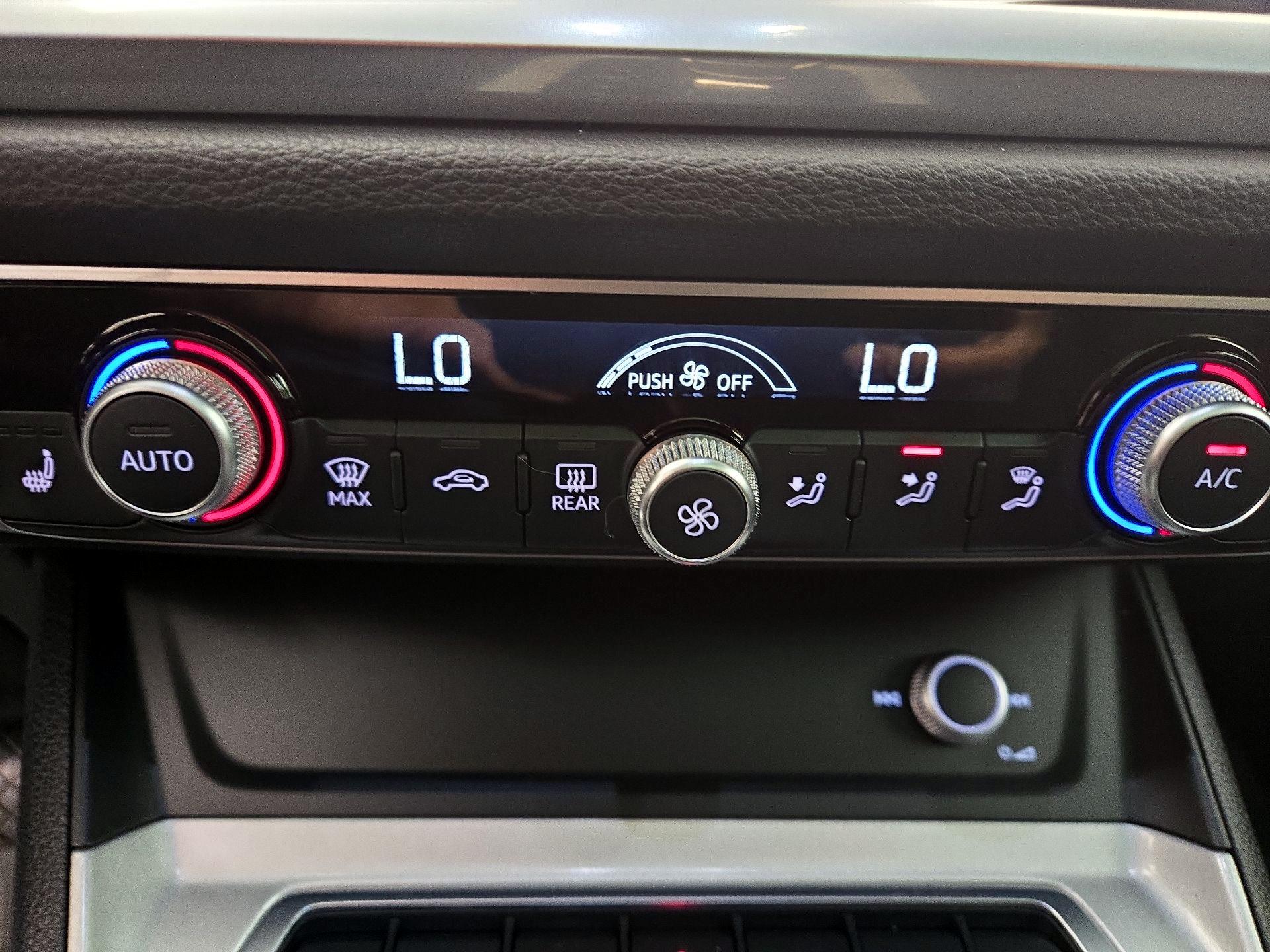 Thumbnail: 2022 Audi Q3 - 16