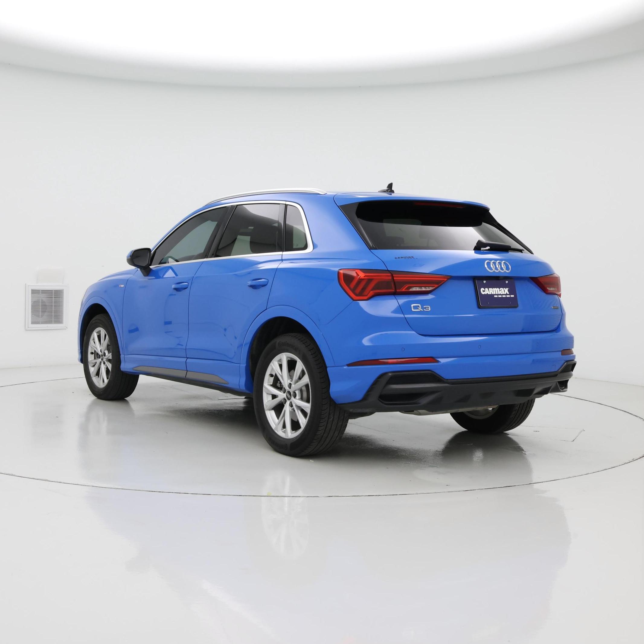Thumbnail: 2022 Audi Q3 - 2
