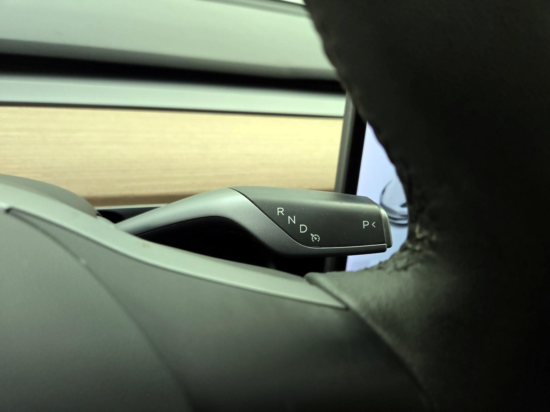 Thumbnail: 2020 Tesla Model 3 - 17