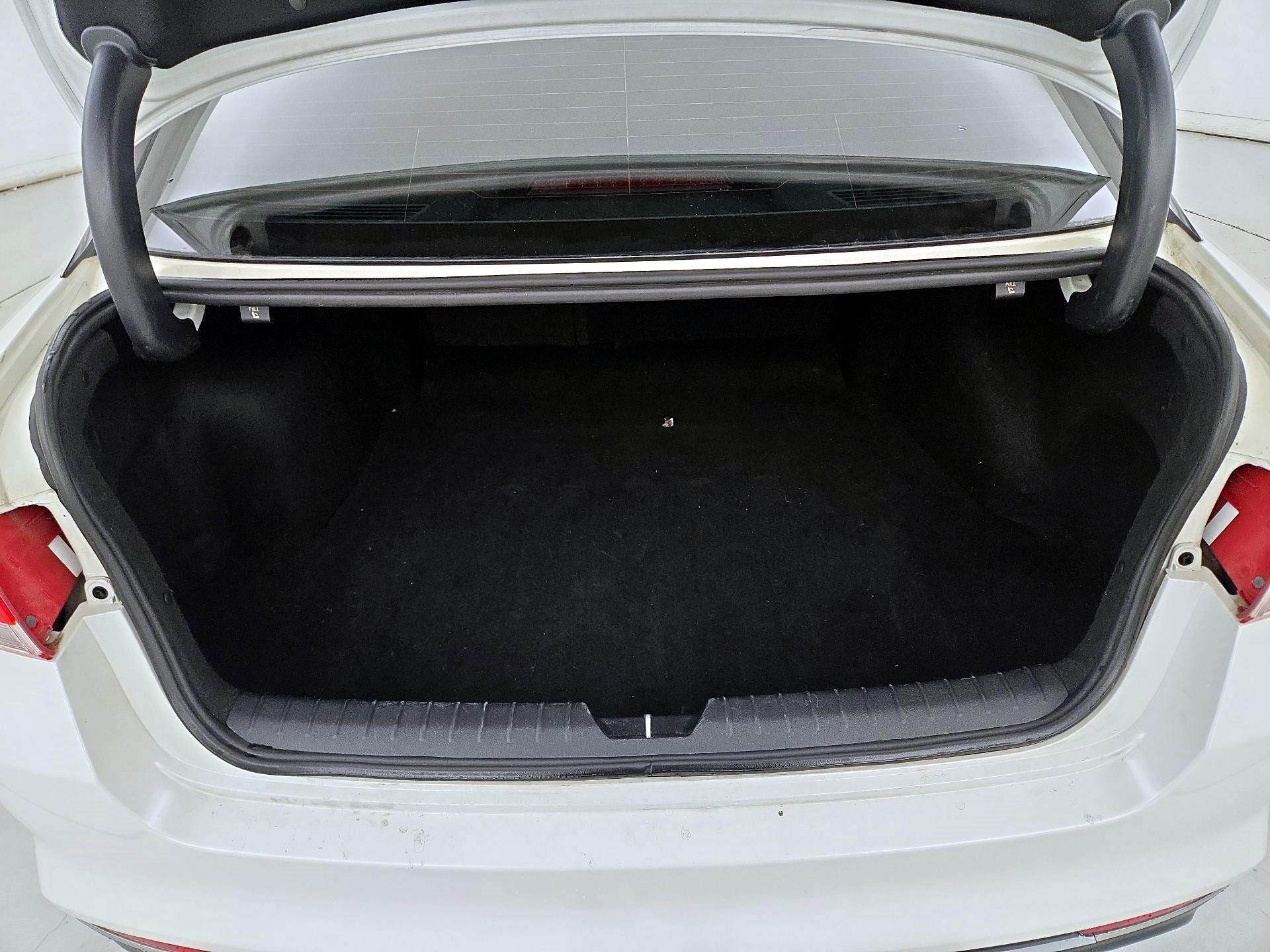 Thumbnail: 2016 Kia Optima - 20