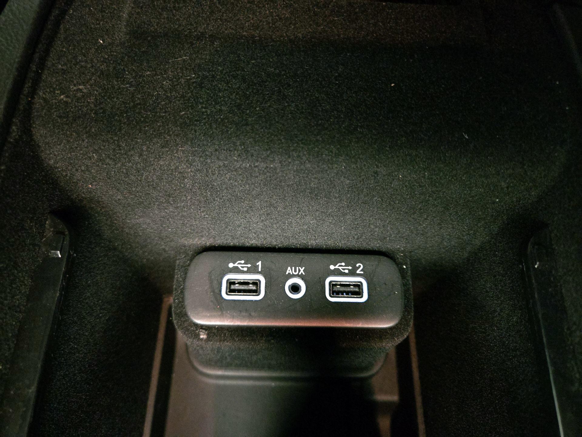 Thumbnail: 2022 Dodge Charger - 18