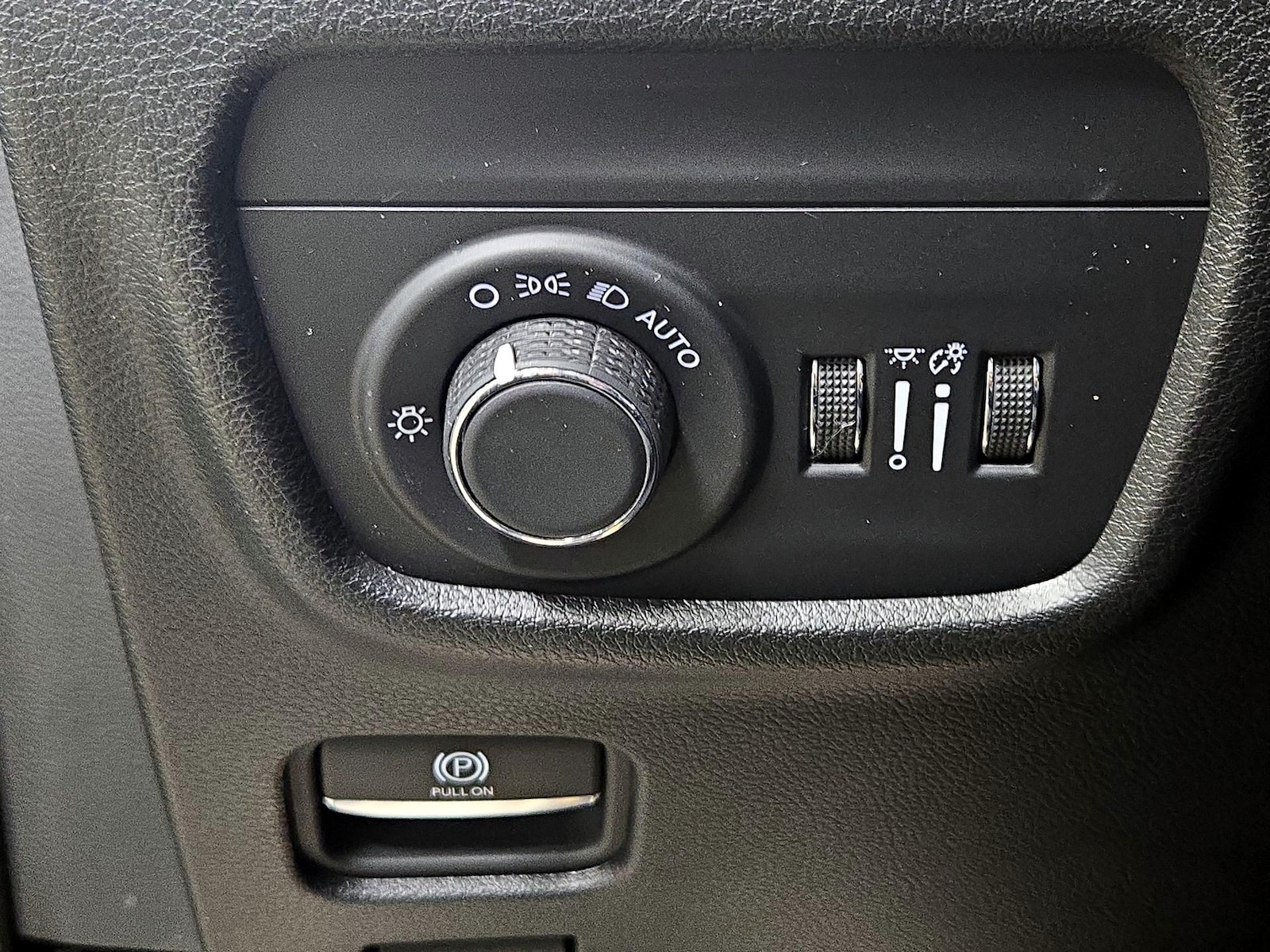 2024 Jeep Grand Cherokee Laredo - Photo 14
