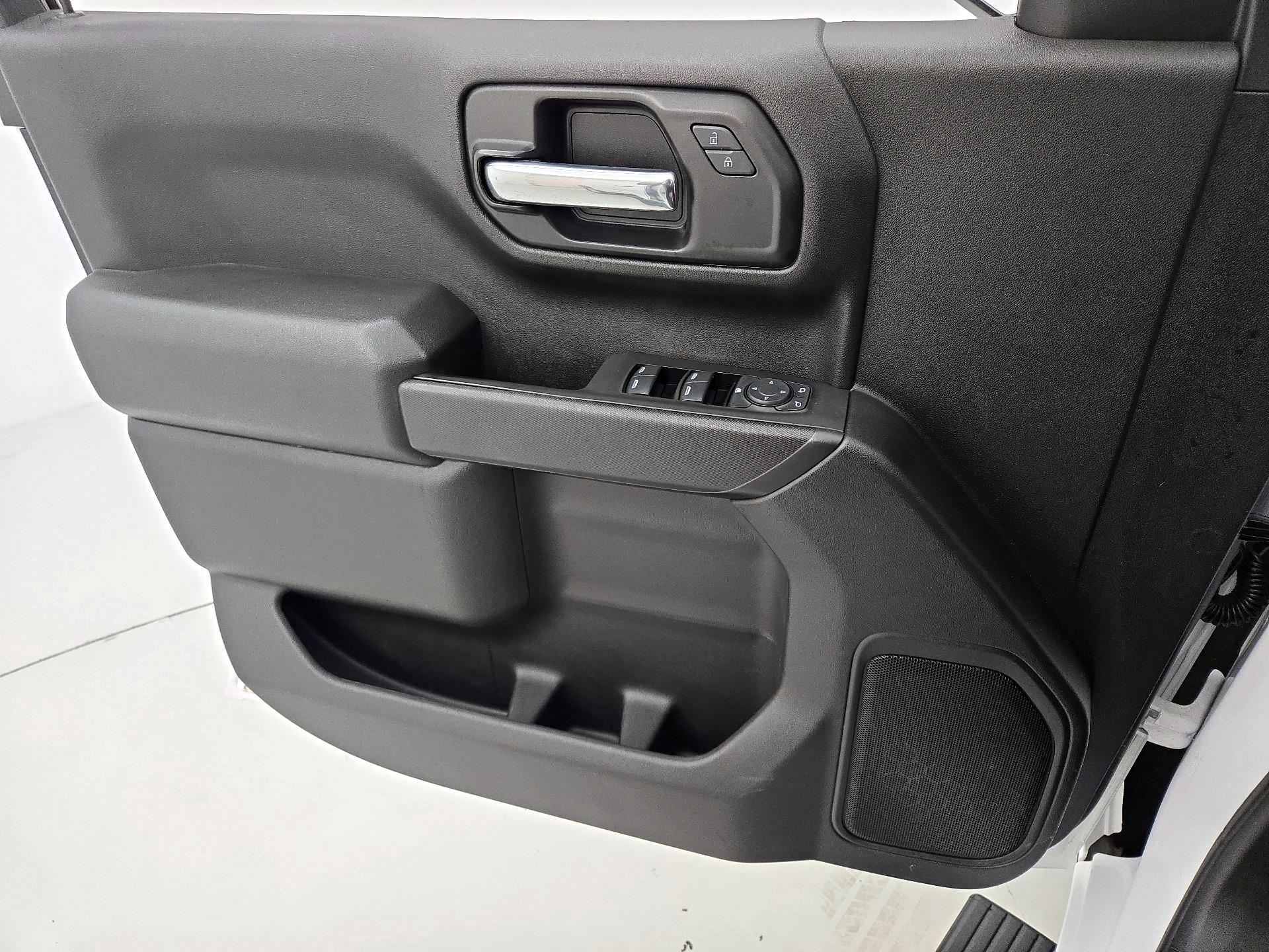 Thumbnail: 2021 Chevrolet Silverado 1500 - 12