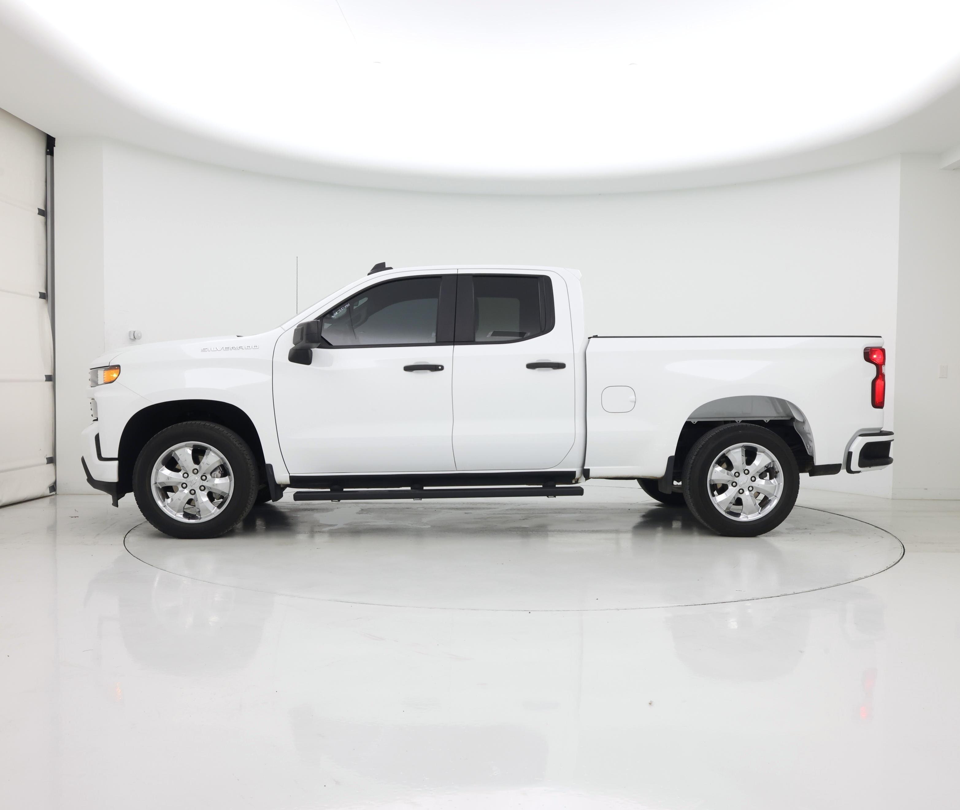 Thumbnail: 2021 Chevrolet Silverado 1500 - 3