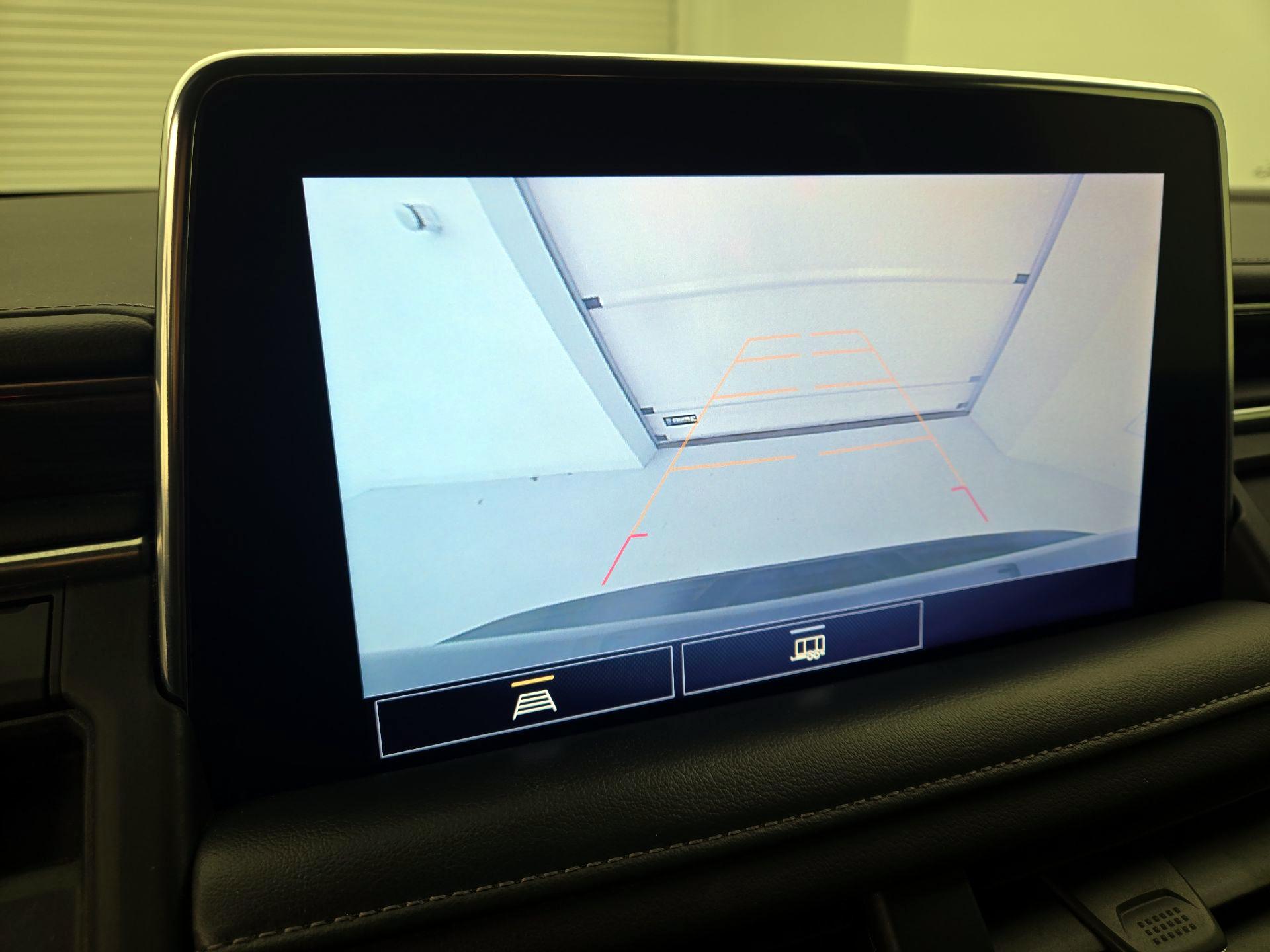 Thumbnail: 2021 Chevrolet Suburban - 14