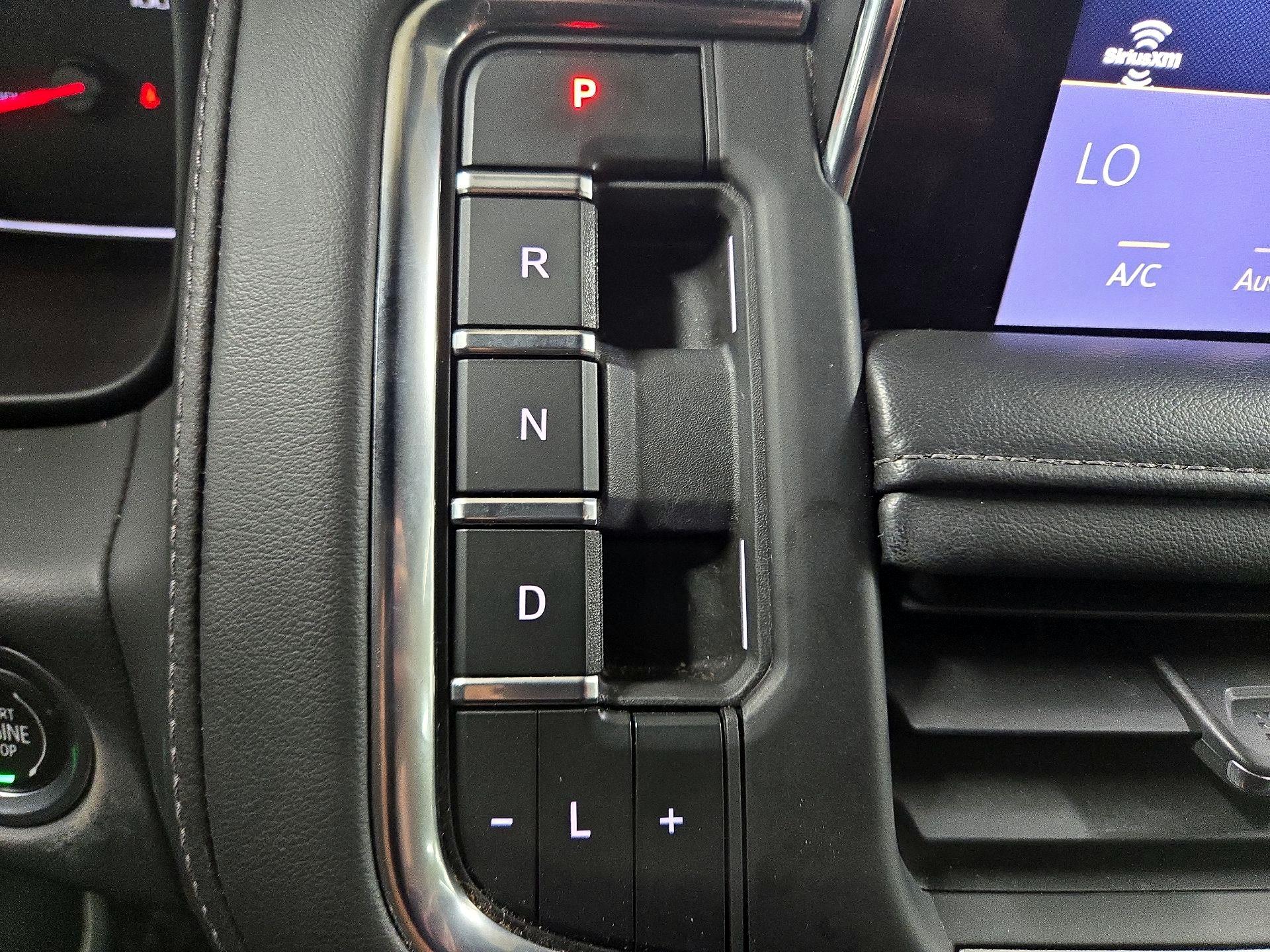 Thumbnail: 2021 Chevrolet Suburban - 17