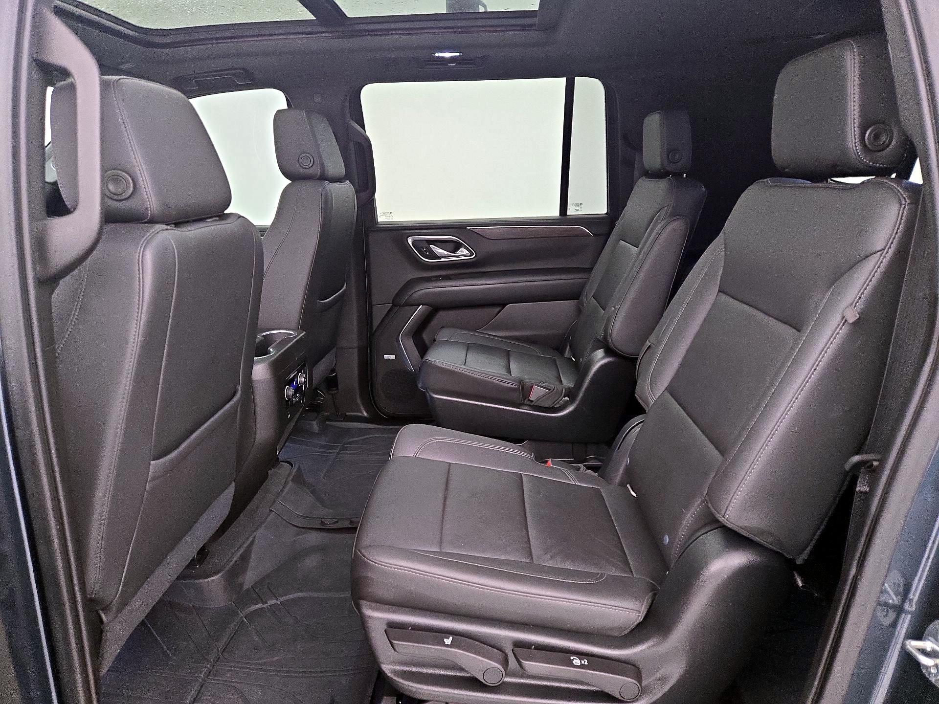 Thumbnail: 2021 Chevrolet Suburban - 20