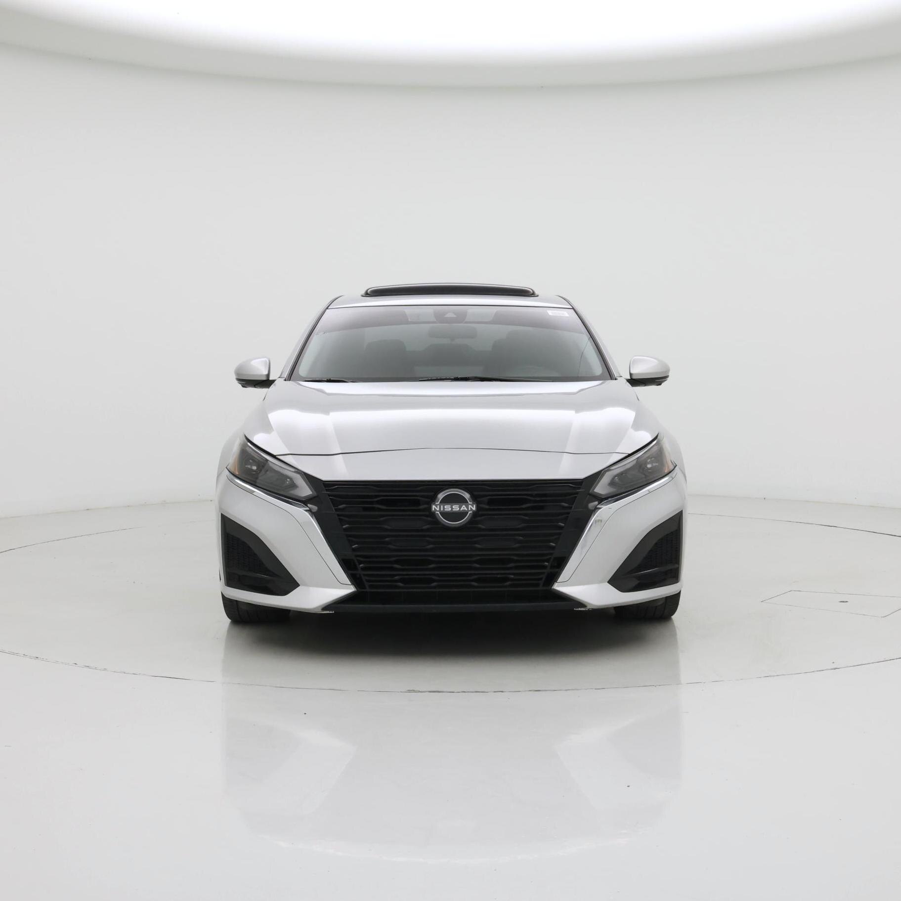 Thumbnail: 2023 Nissan Altima - 5
