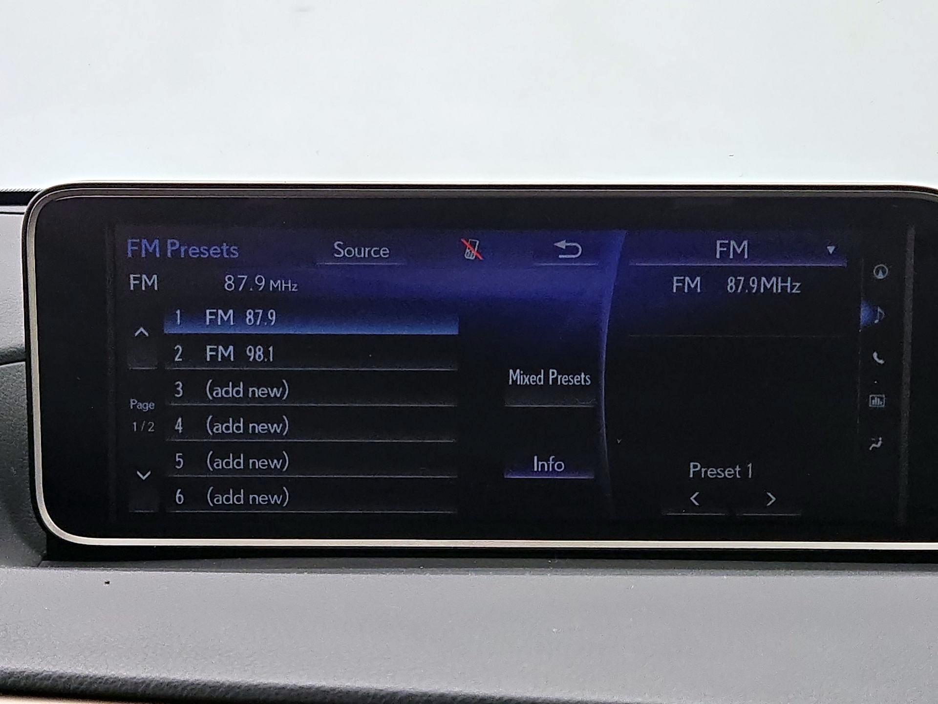 Thumbnail: 2019 Lexus RX - 16