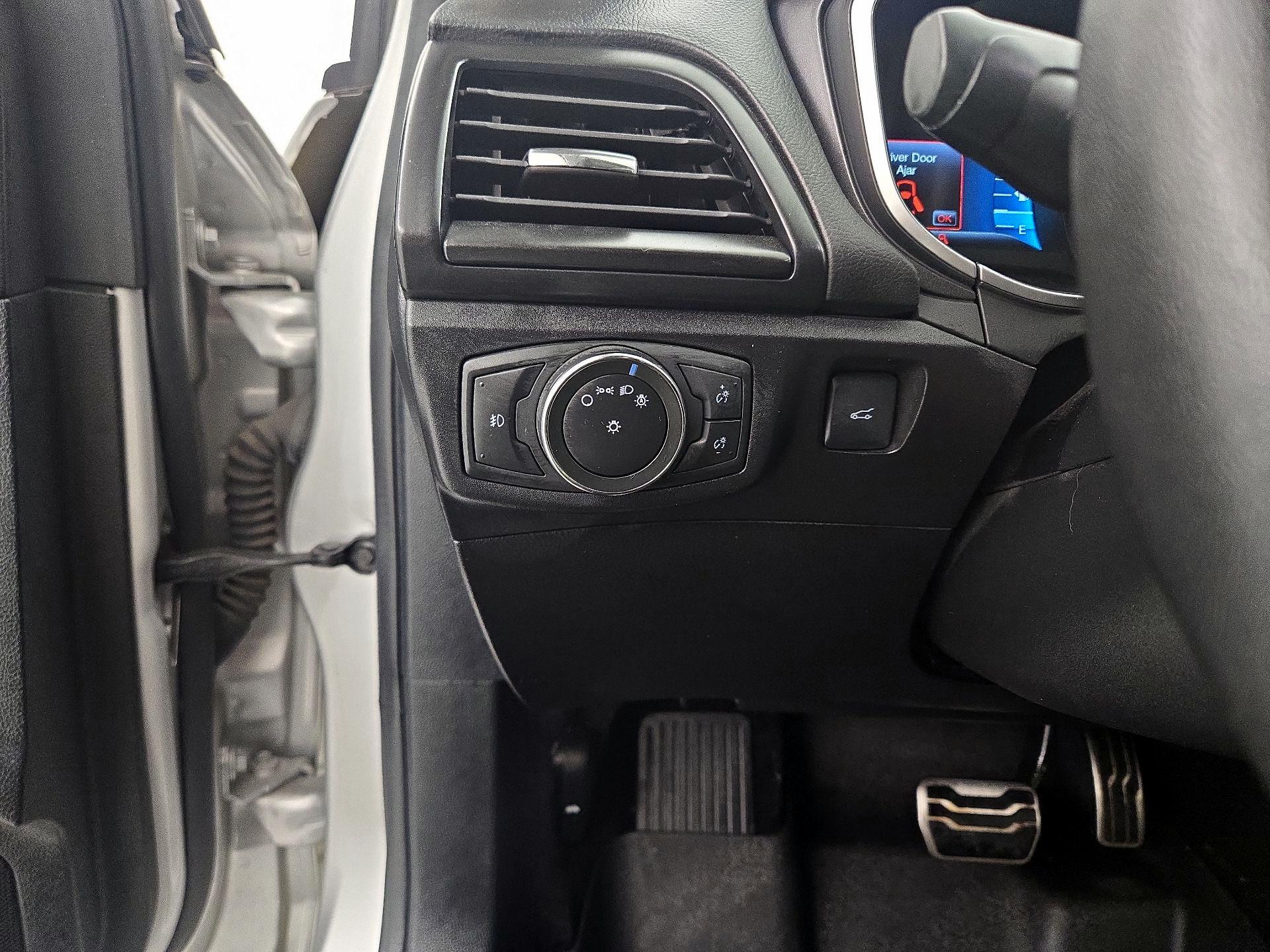 Thumbnail: 2017 Ford Fusion - 13