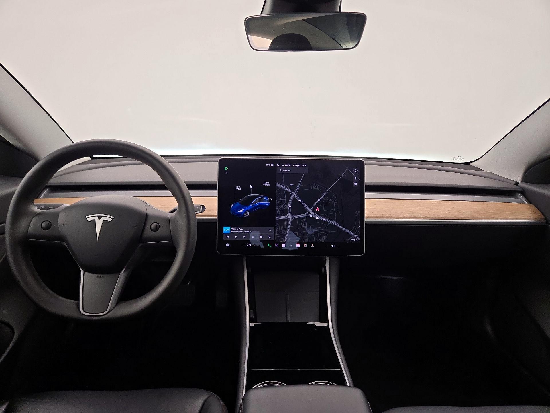 Thumbnail: 2020 Tesla Model 3 - 9