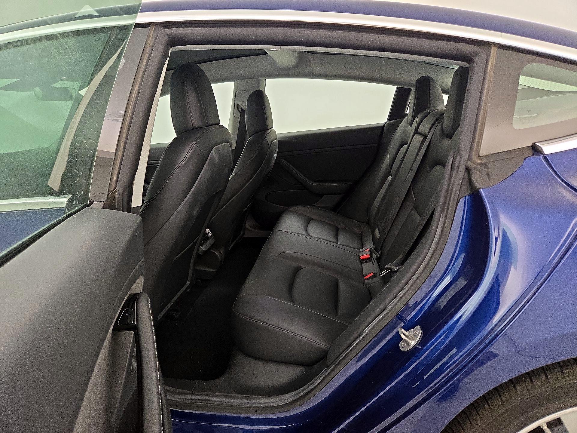 Thumbnail: 2020 Tesla Model 3 - 20