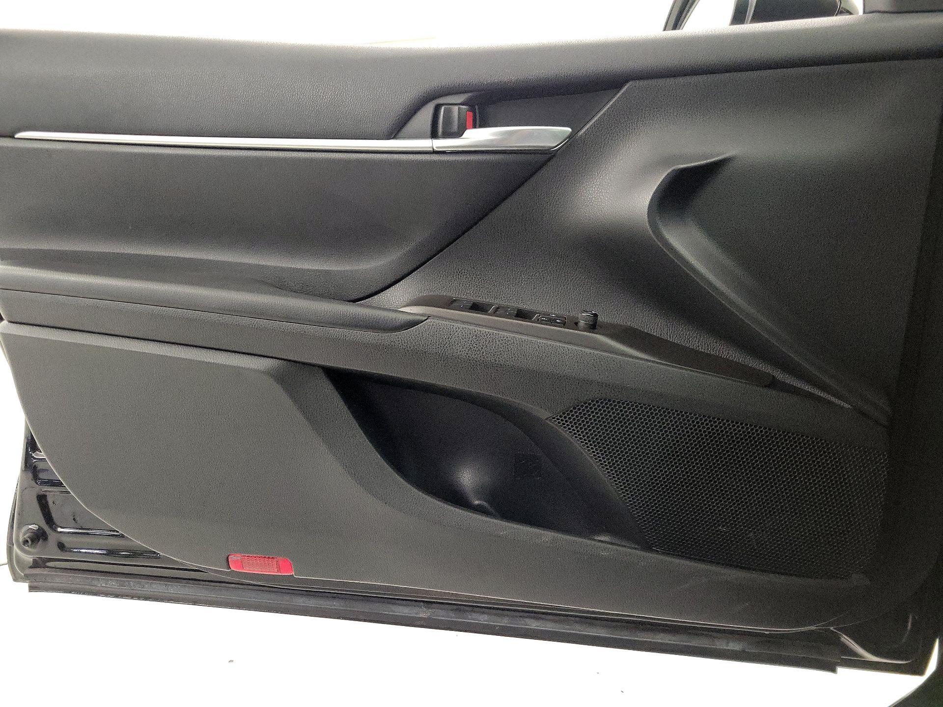 Thumbnail: 2023 Toyota Camry - 12