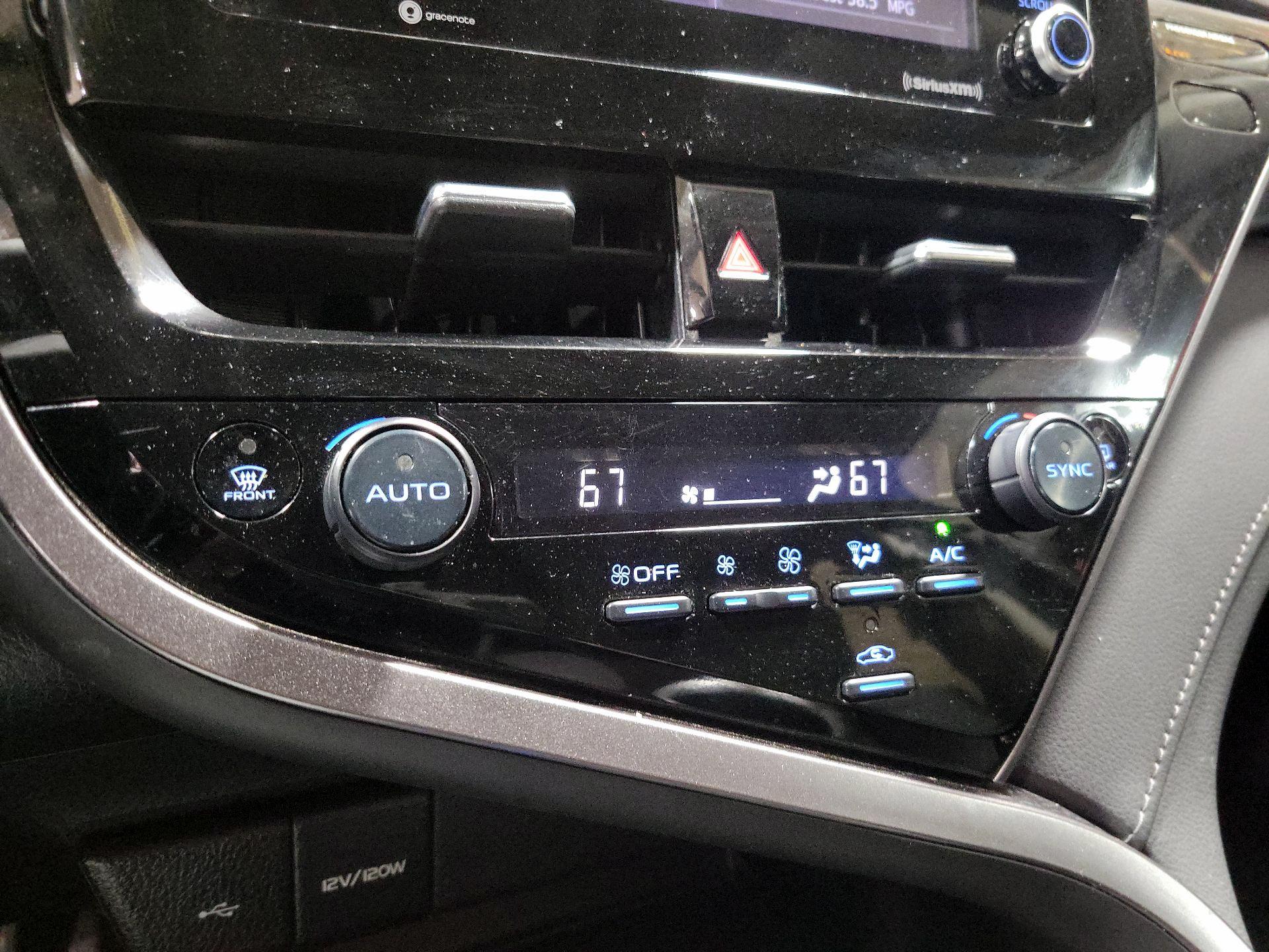 Thumbnail: 2023 Toyota Camry - 16