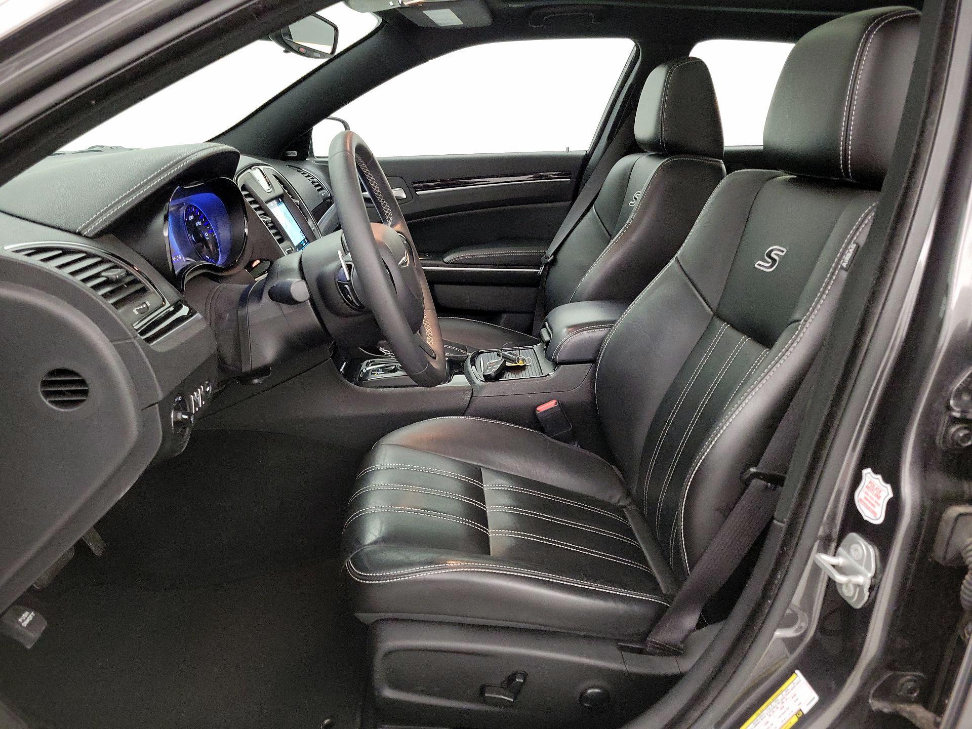 Thumbnail: 2023 Chrysler 300 - 11