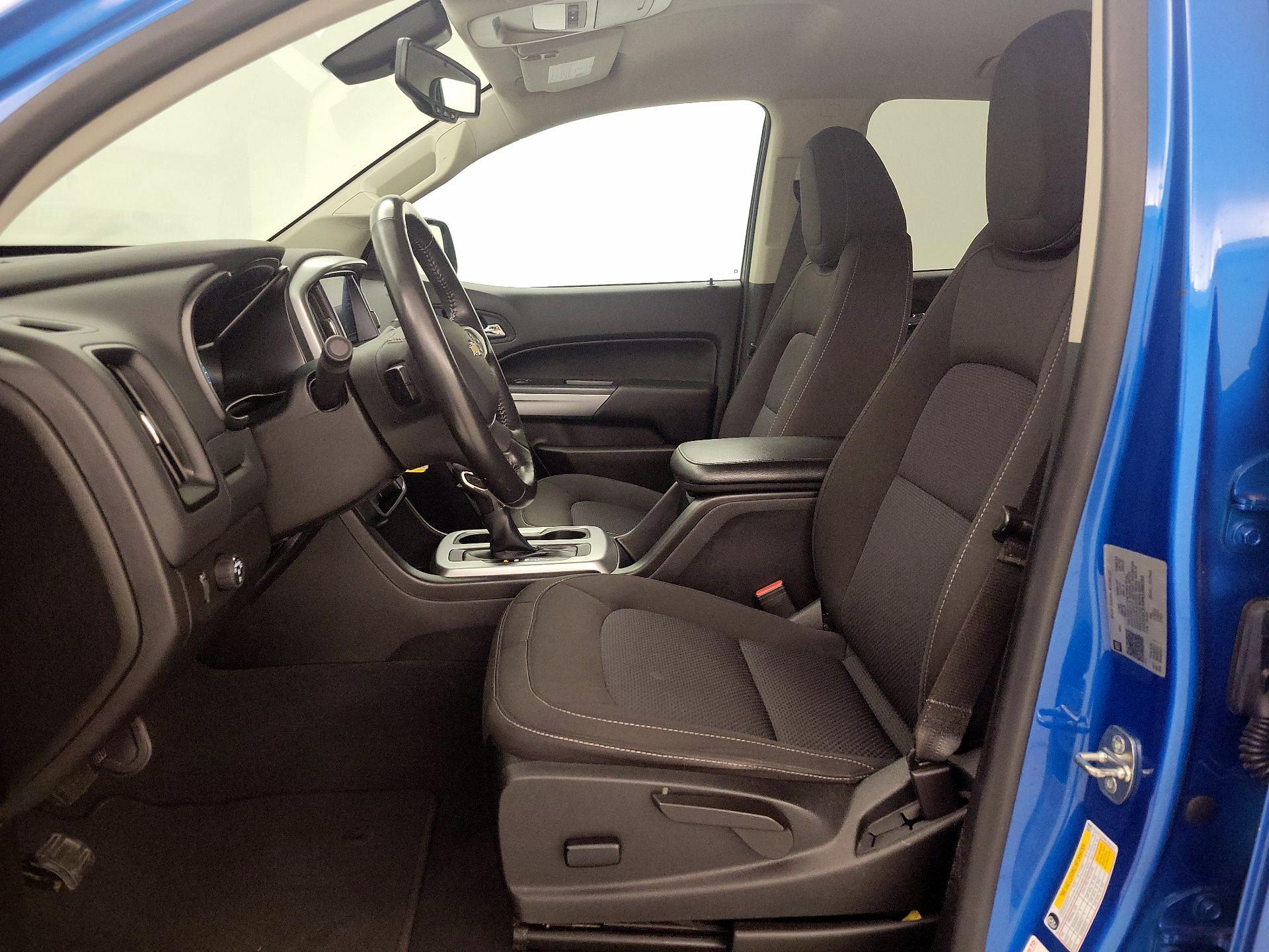 Thumbnail: 2022 Chevrolet Colorado - 11