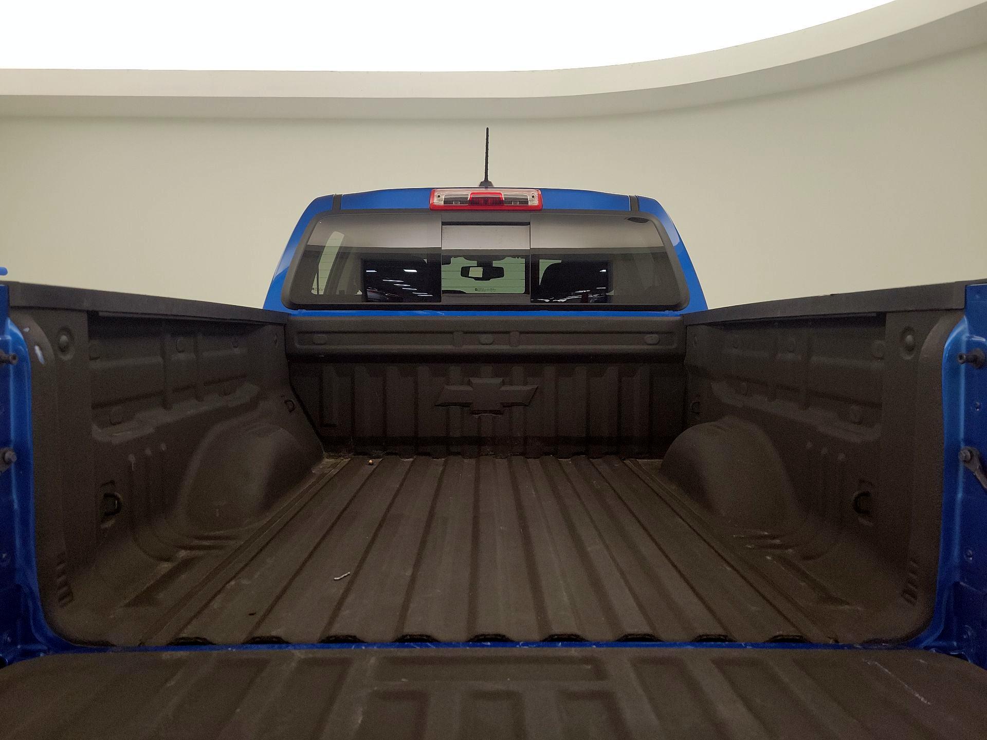 Thumbnail: 2022 Chevrolet Colorado - 19