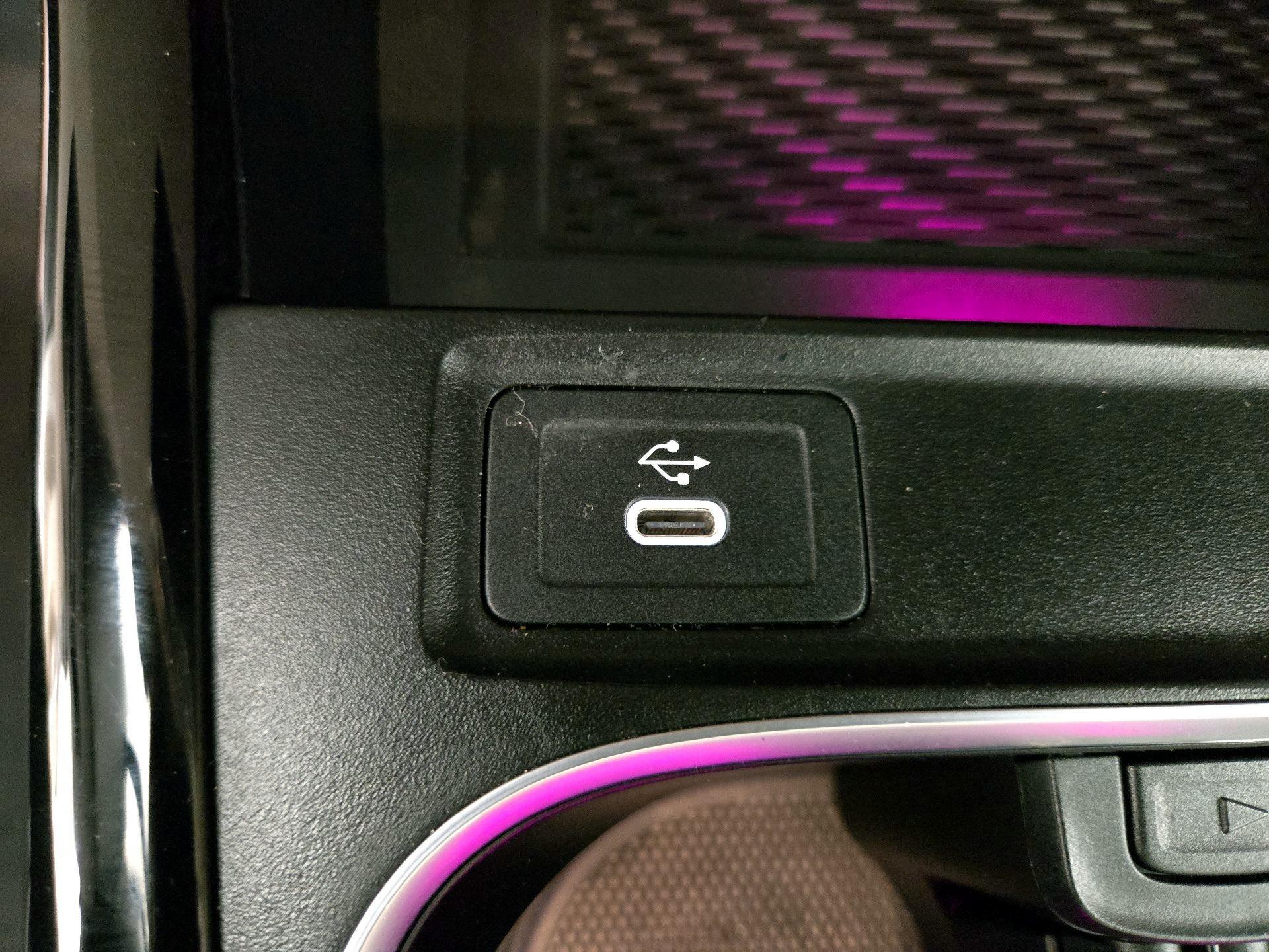 Thumbnail: 2024 Mercedes-Benz CLA - 18