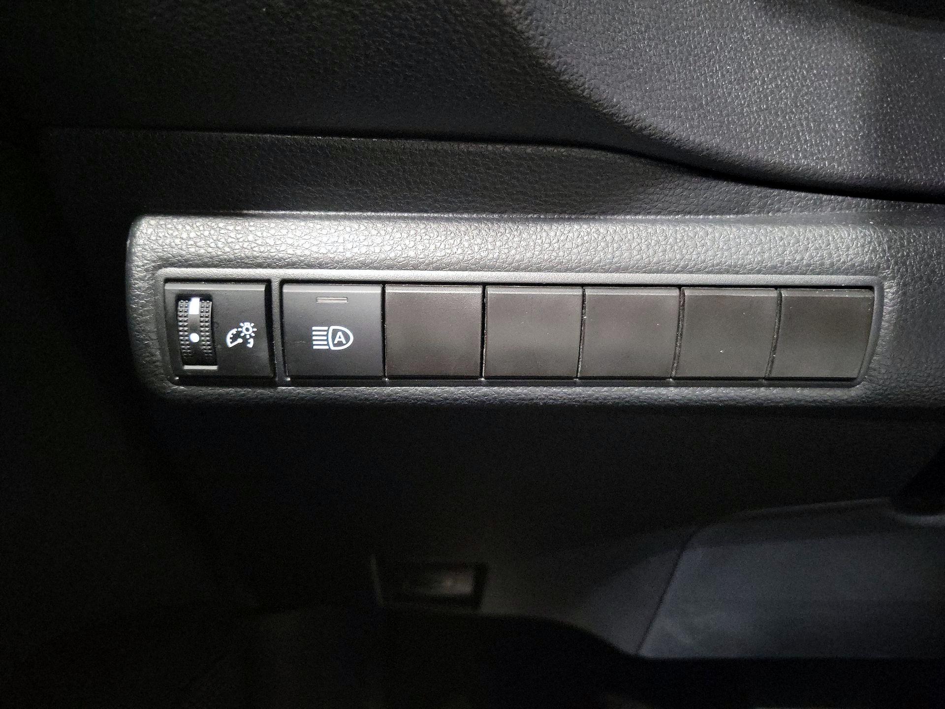 Thumbnail: 2024 Toyota Corolla - 13