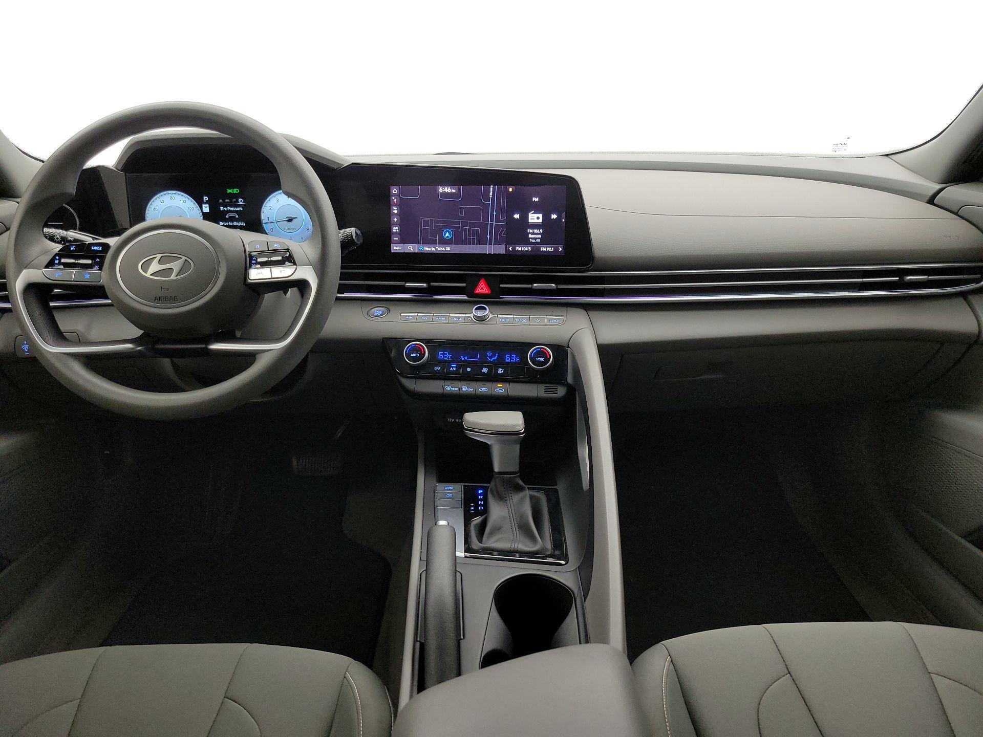 Thumbnail: 2024 Hyundai Elantra - 9