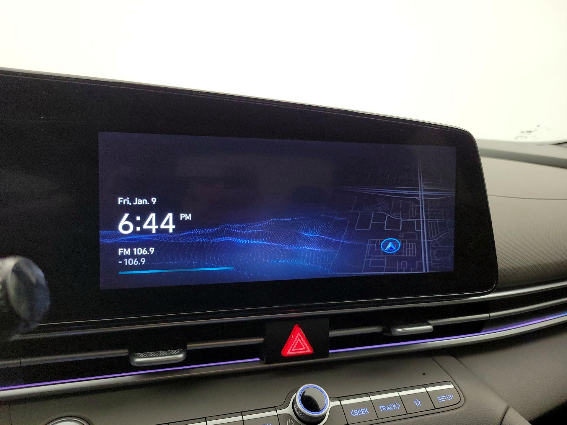 Thumbnail: 2024 Hyundai Elantra - 16