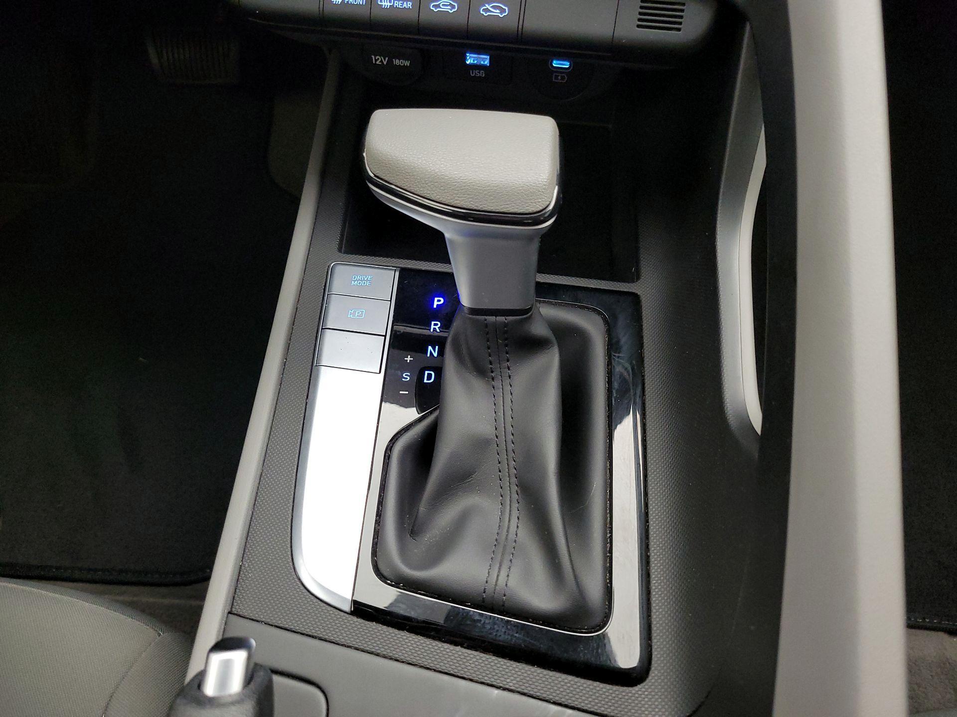 Thumbnail: 2024 Hyundai Elantra - 18