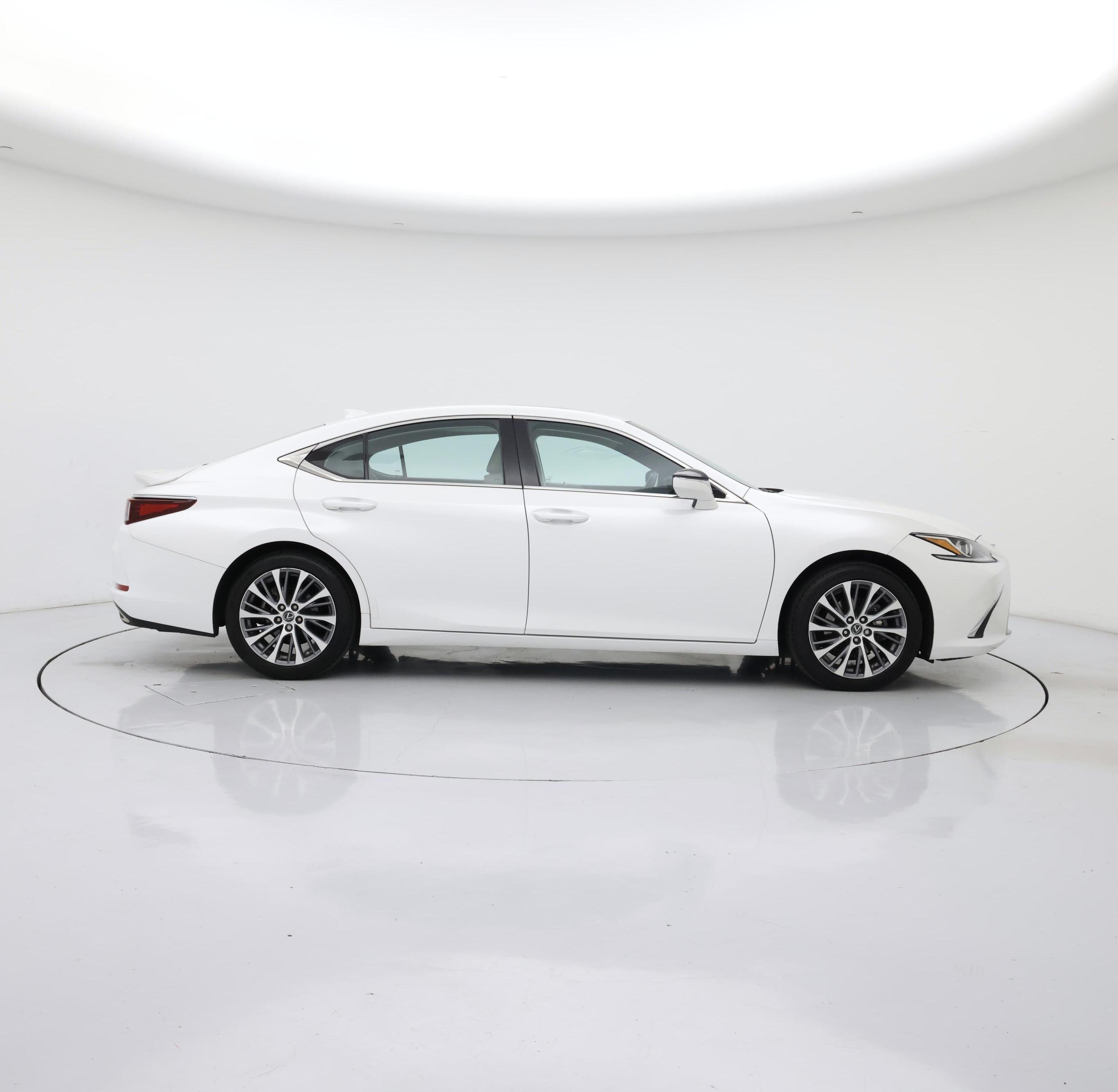Thumbnail: 2021 Lexus ES - 7